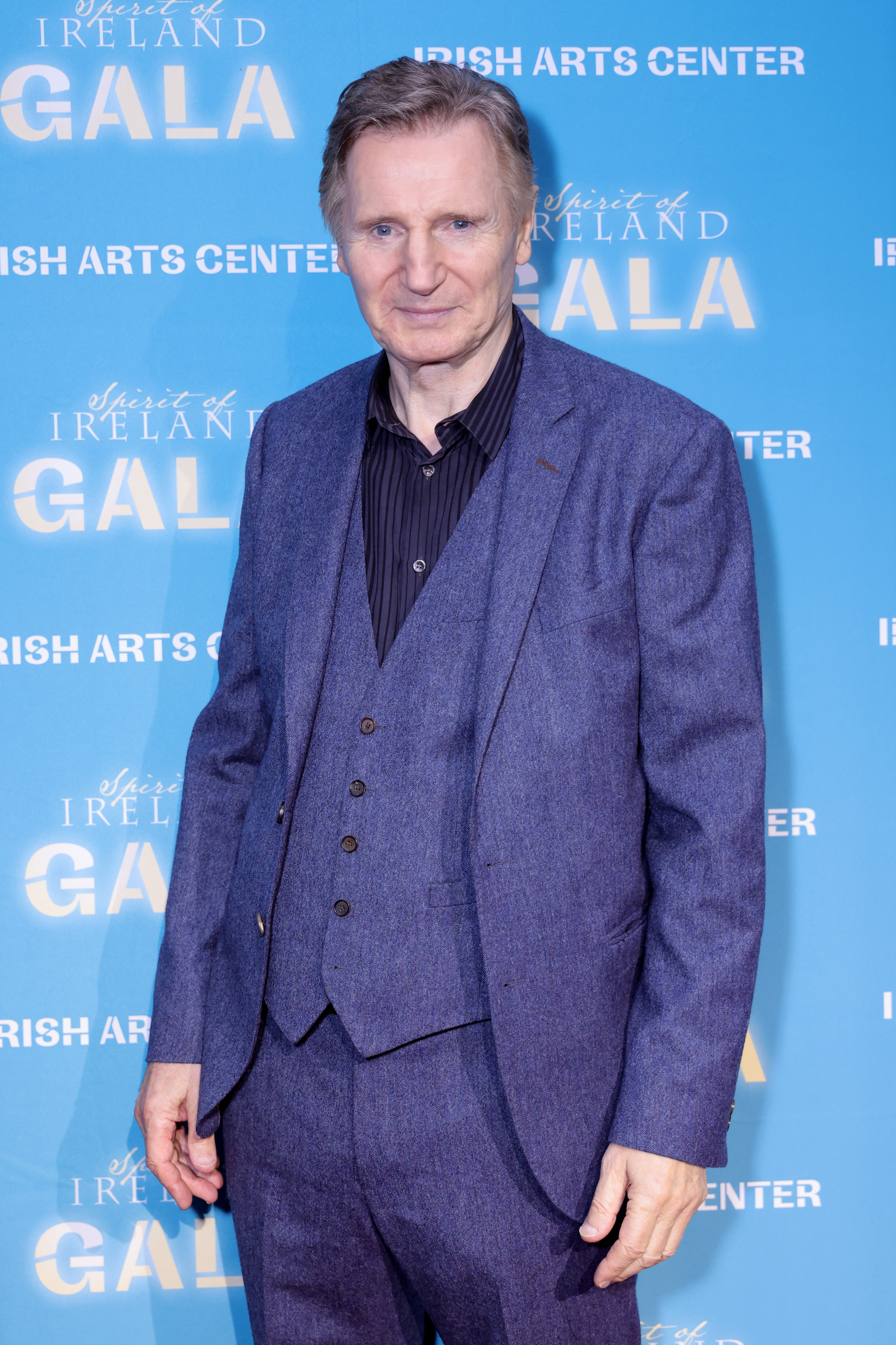 Liam Neeson besucht die 2023 Spirit Of Ireland Gala im Pier Sixty an den Chelsea Piers am 17. November 2023 in New York City | Quelle: Getty Images
