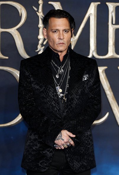Johnny Depp, Premiere "Fantastic Beasts", London, 2018 | Quelle: Getty Images