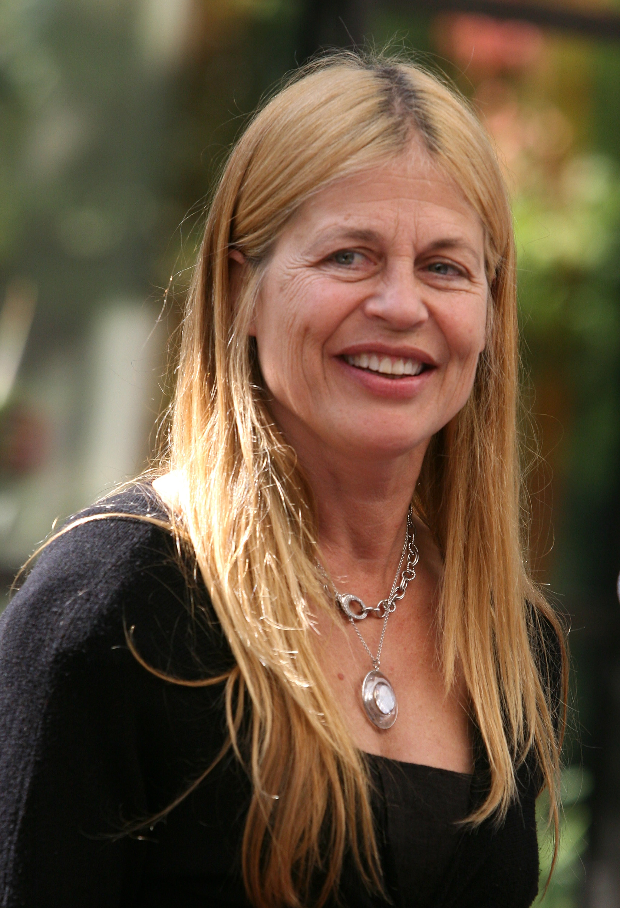 Linda Hamilton beim 2008 Diamond in the RAW Foundation Stuntwomen's Awards Luncheon am 19. Oktober 2008 in Los Angeles, Kalifornien. | Quelle: Getty Images