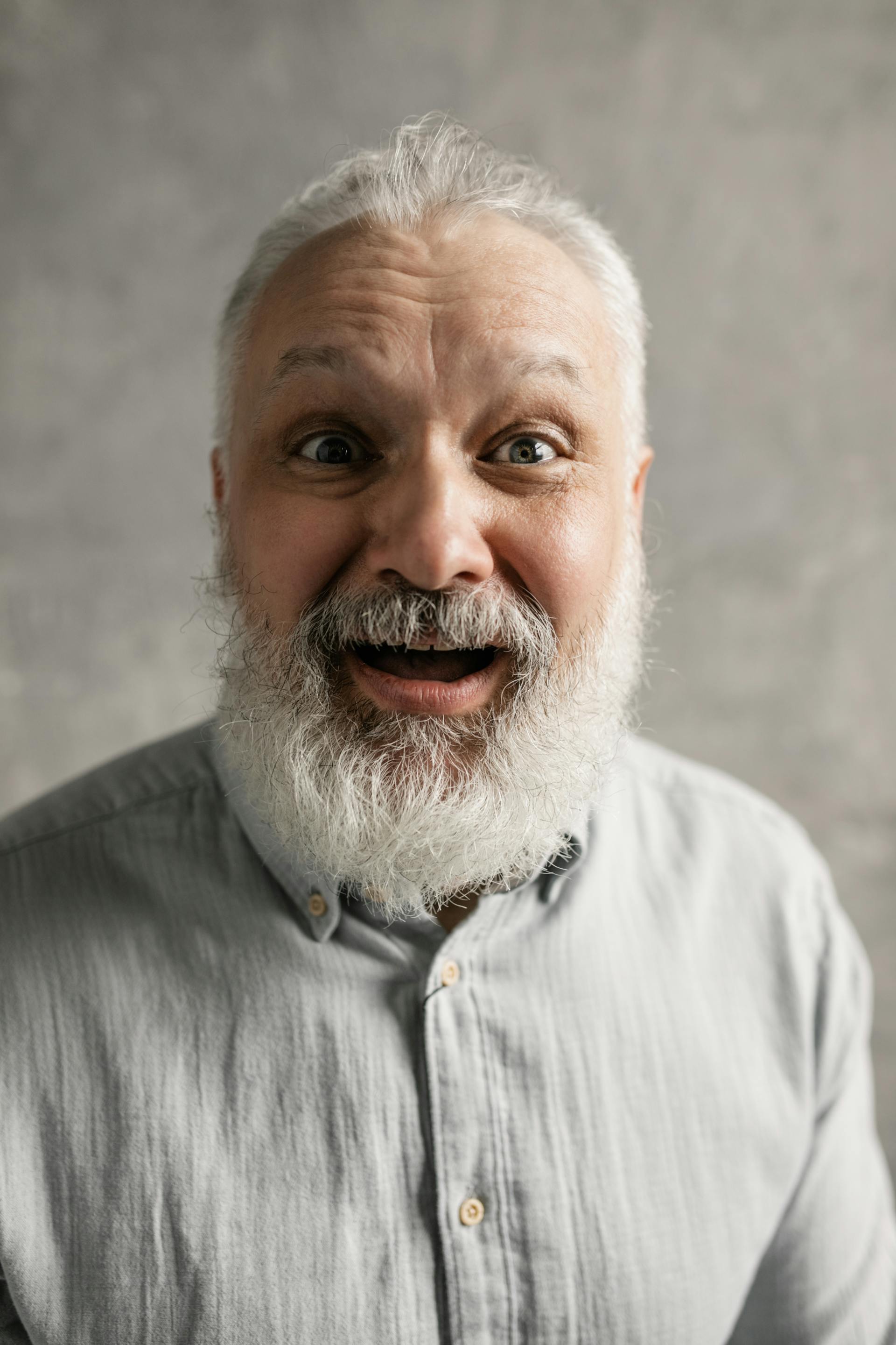 Ein schockierter Mann | Quelle: Pexels