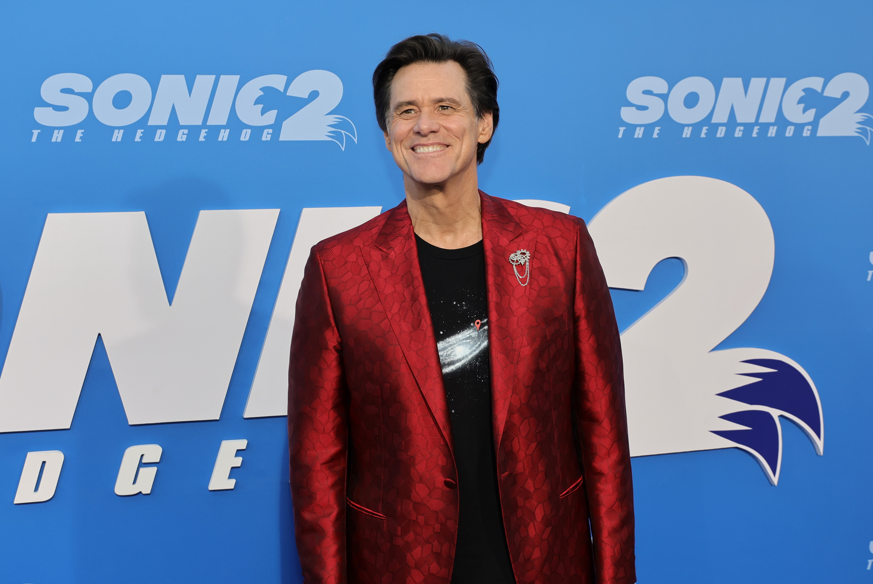 Bis 2022 hatte sich Carrey offen einem ruhigeren Lebensabschnitt zugewandt und erklärte, er liebe das Malen, sein spirituelles Leben und die Zeit abseits von Hollywood. Er fasste dieses Gefühl der Zufriedenheit mit einer eindrucksvollen Aussage zusammen: „Ich habe genug.“ | Quelle: Getty Images