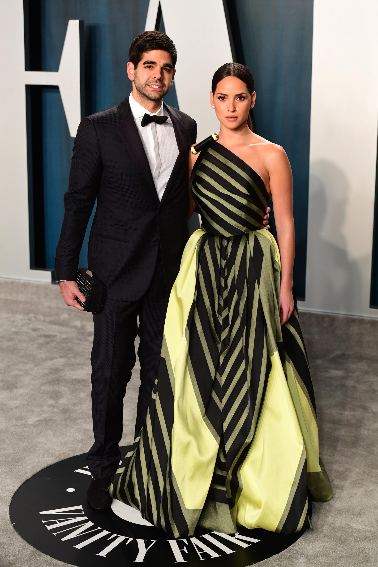 Edgardo Canales und die Schauspielerin auf der Vanity Fair Oscar Party am 9. Februar 2020 in Beverly Hills, Los Angeles, Kalifornien. | Quelle: Getty Images