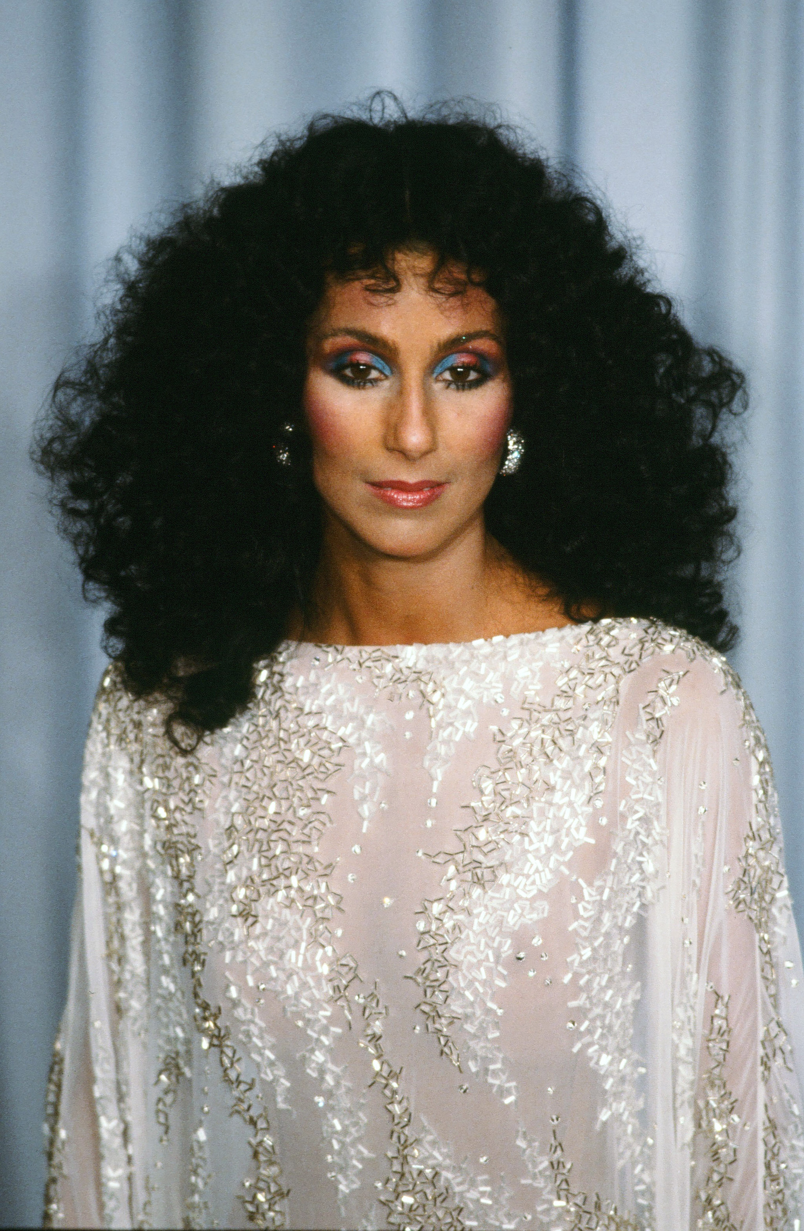 Cher besucht die 55. Academy Awards am 11. April 1983 in Los Angeles, Kalifornien | Quelle: Getty Images