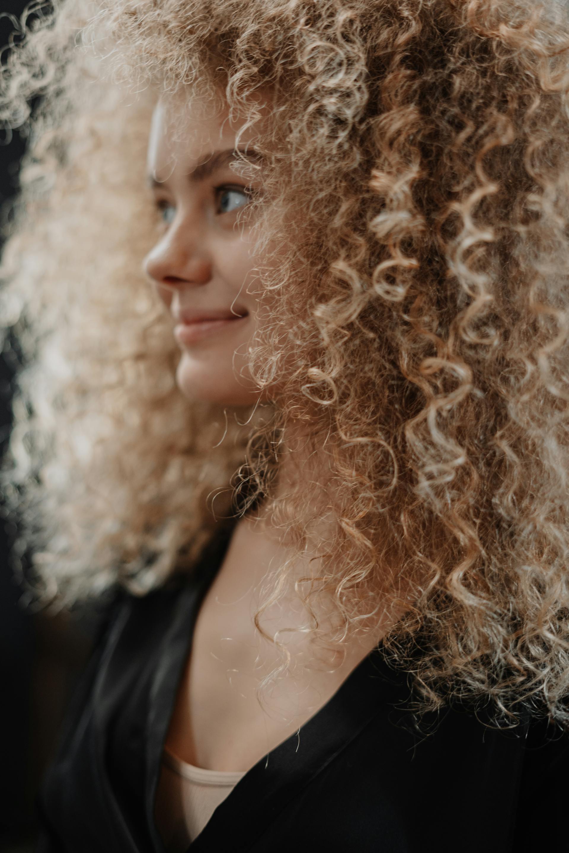 Eine lächelnde Frau | Quelle: Pexels