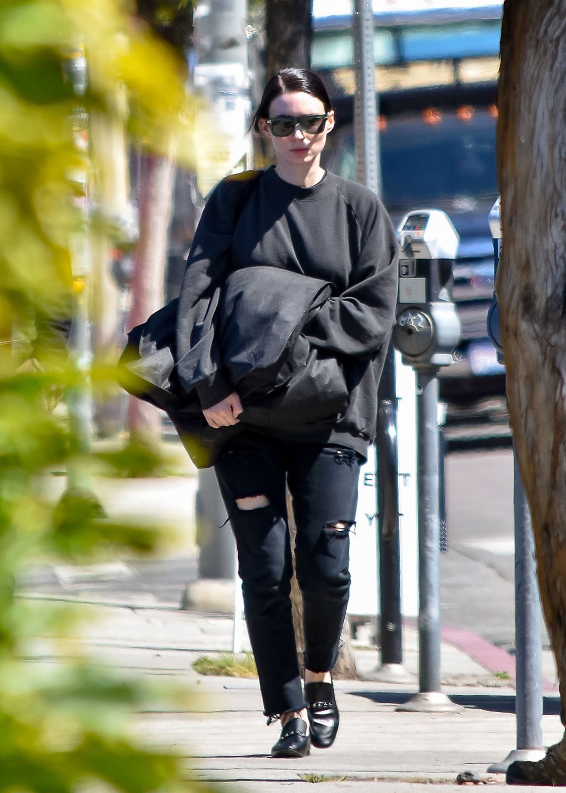 Rooney Mara wurde am 27. März 2018 in Los Angeles fotografiert und zeigt damit, wie selektiv sie mit öffentlichen Auftritten umgeht. | Quelle: Getty Images