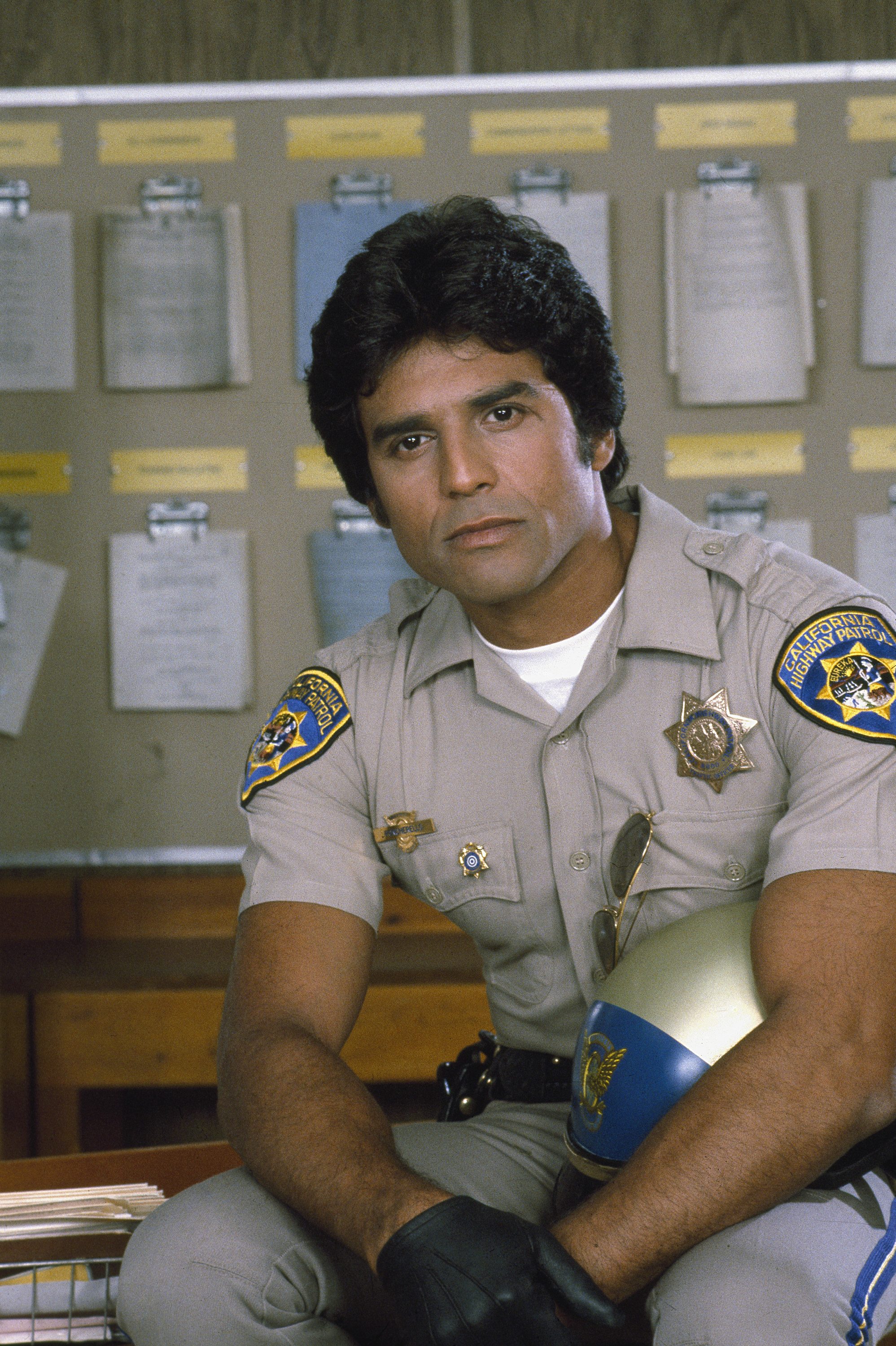 Der Schauspieler als Francis „Ponch“ Poncherello in der Serie „CHiPs“ von 1977. | Quelle: Getty Images