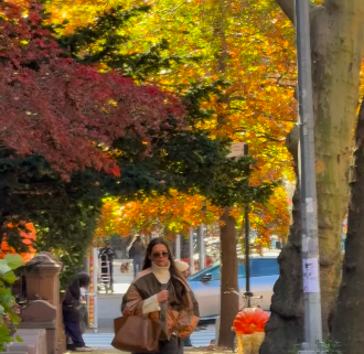 Katie Holmes spotted out in Brooklyn, New York, gepostet am 13. November 2024 | Quelle: Instagram/elderordonez1