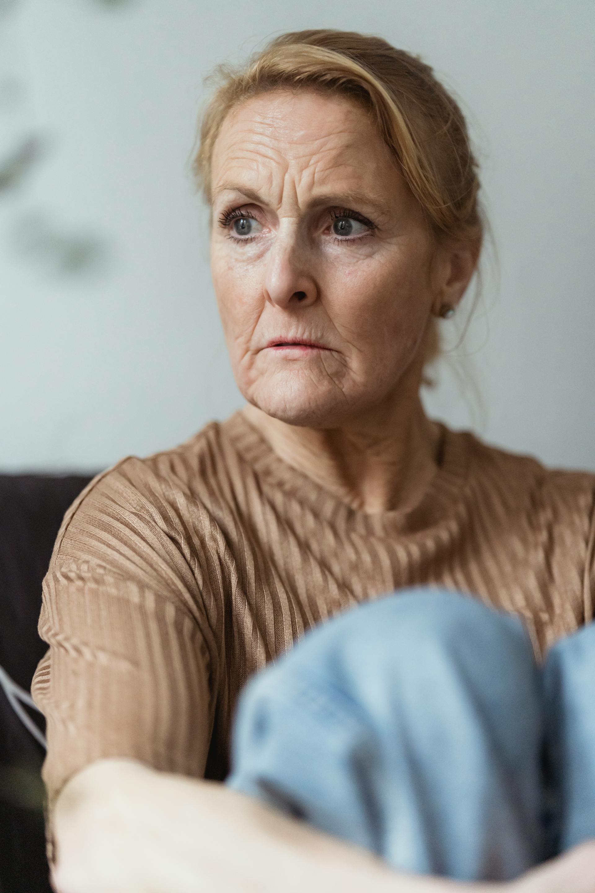 Eine besorgte Frau | Quelle: Pexels