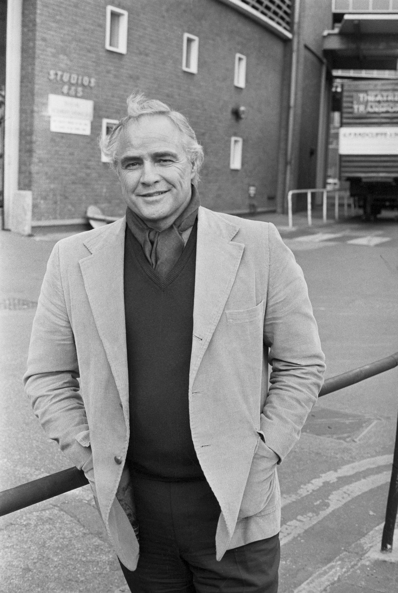 Marlon Brando bei den Dreharbeiten zu "Superman", ca. 1978 | Quelle: Getty Images