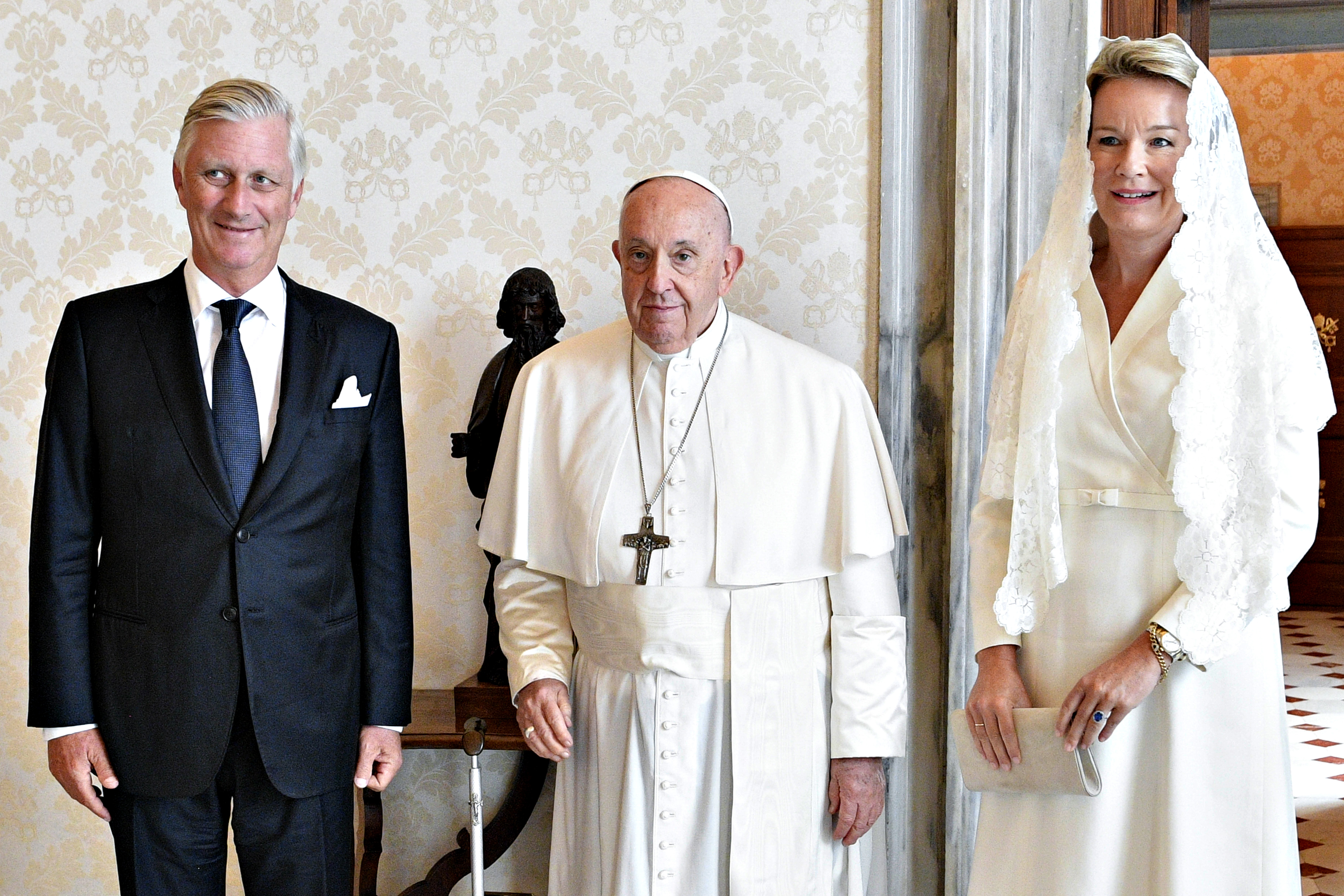 Papst Franziskus trifft sich mit König Philippe und Königin Mathilde von Belgien während einer Audienz im Apostolischen Palast am 14. September 2023 in der Vatikanstadt, Vatikan | Quelle: Getty Images