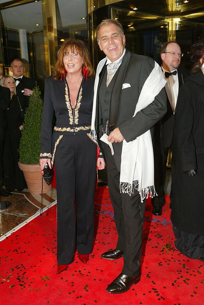 Christian Kohlund Und Ehefrau Elke Bei Der Ankunft Zum 31. "Deutschen Filmball" Im Bayerischen Hof In München, 2004 | Quelle: Getty Images