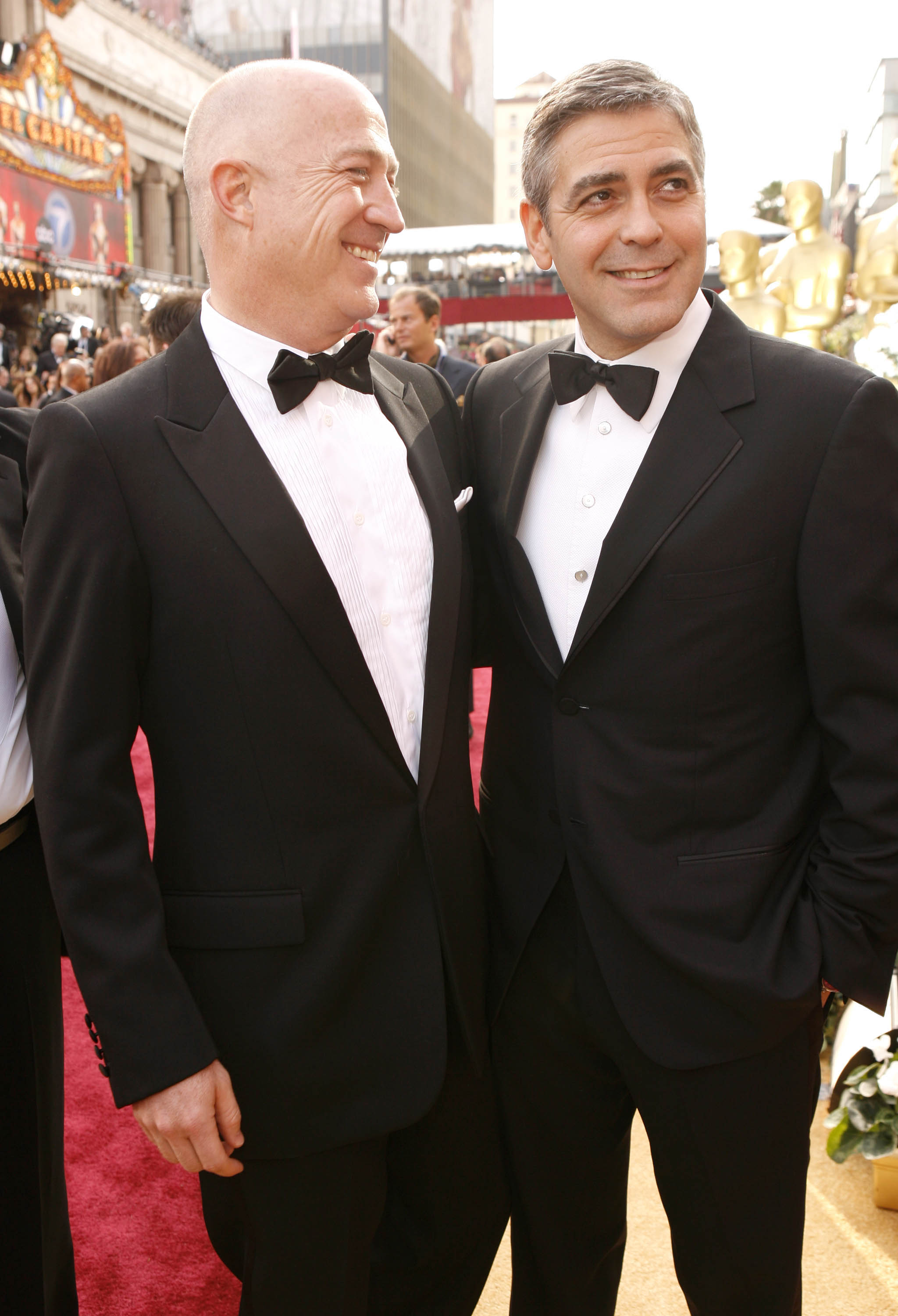 Bryan Lourd und George Clooney bei der 78. jährlichen Oscar-Verleihung | Quelle: Getty Images