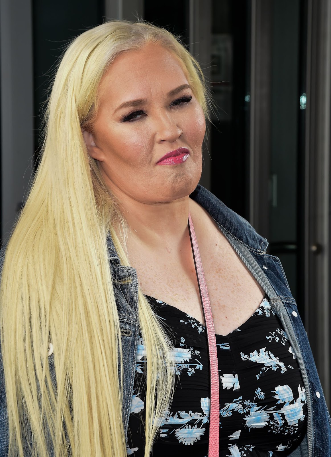 "Mama" June Shannon fotografiert in Midtown am 5. Mai 2023 in New York. | Quelle: Getty Images