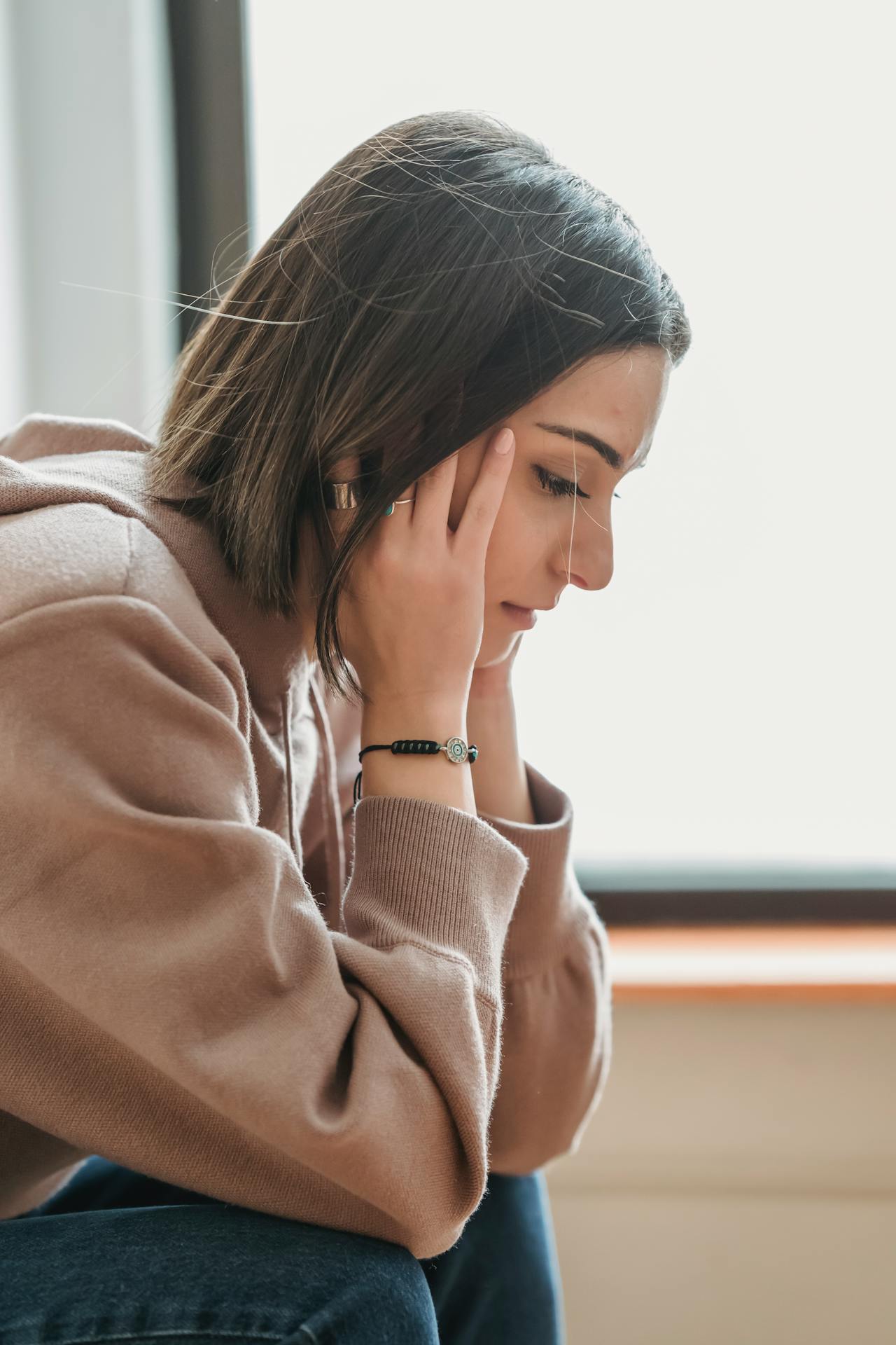 Eine besorgte Frau | Quelle: Pexels