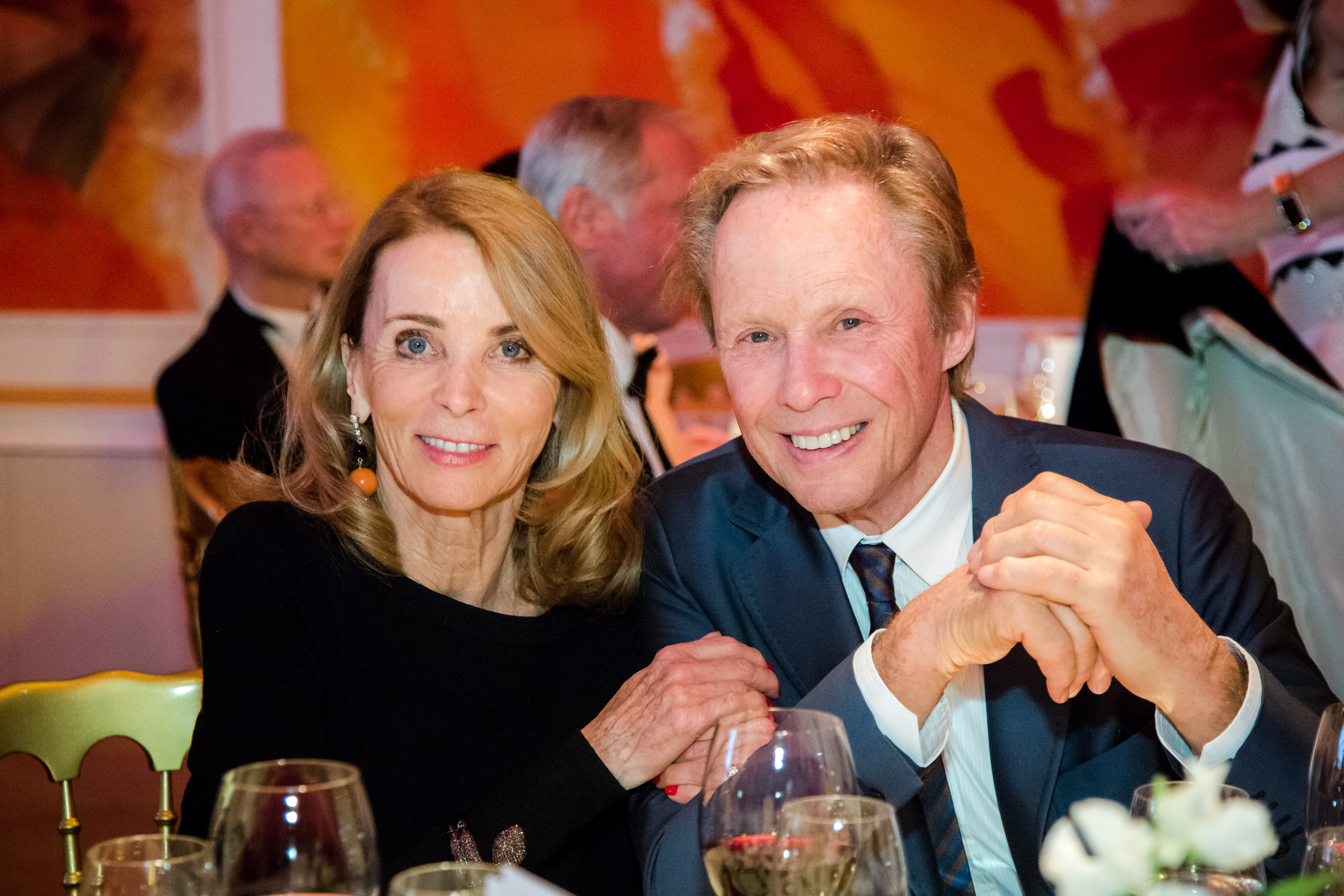 Peter Kraus mit seiner Frau Ingrid bei der Feier zu Karl Spiehs 85. Geburtstag am 19. März 2016 in Wien, Österreich | Quelle: Getty Images