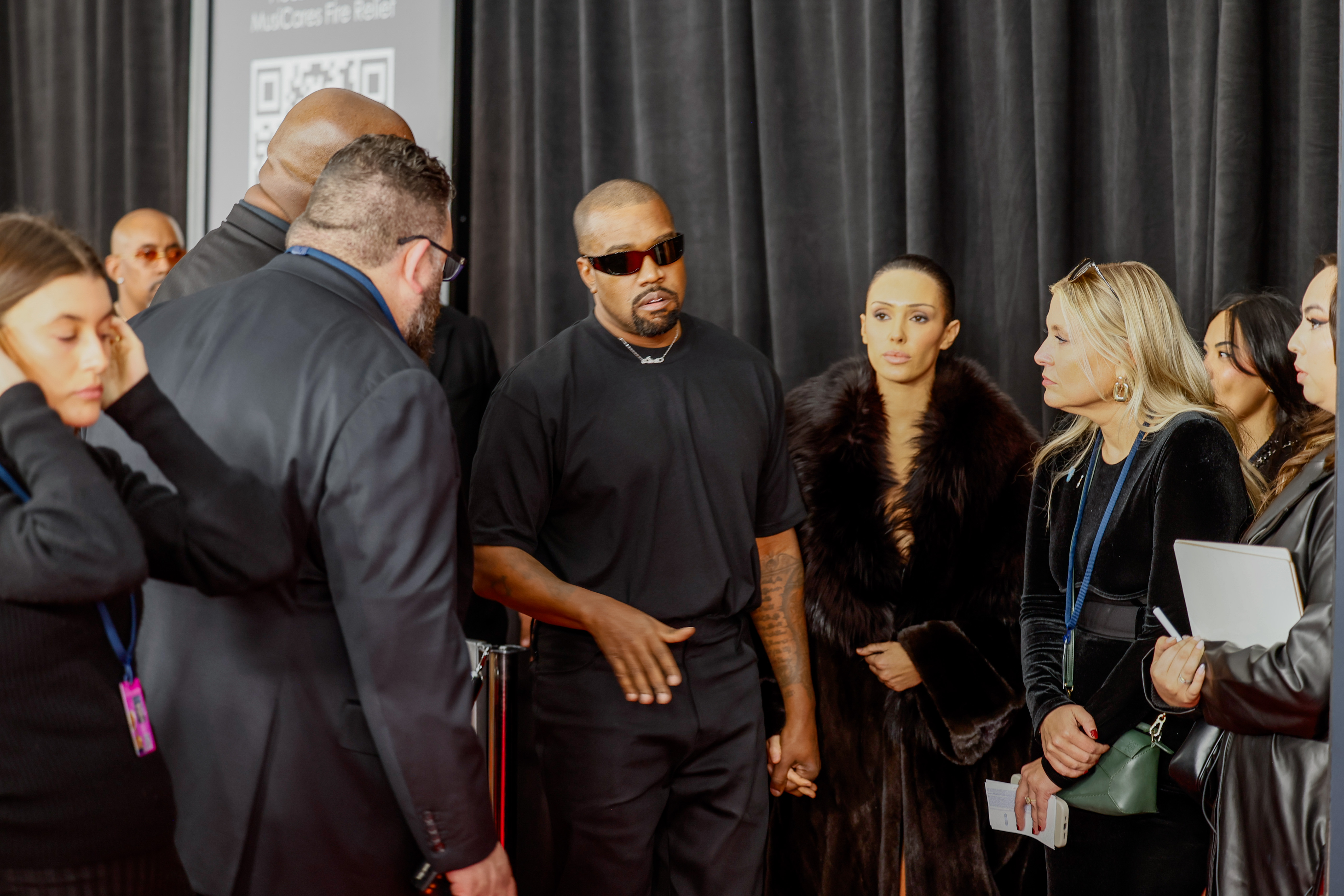 Kanye West und seine Frau Bianca Censori bei den 67. Grammys Awards in Los Angeles, Kalifornien am 2. Februar 2025 | Quelle: Getty Images