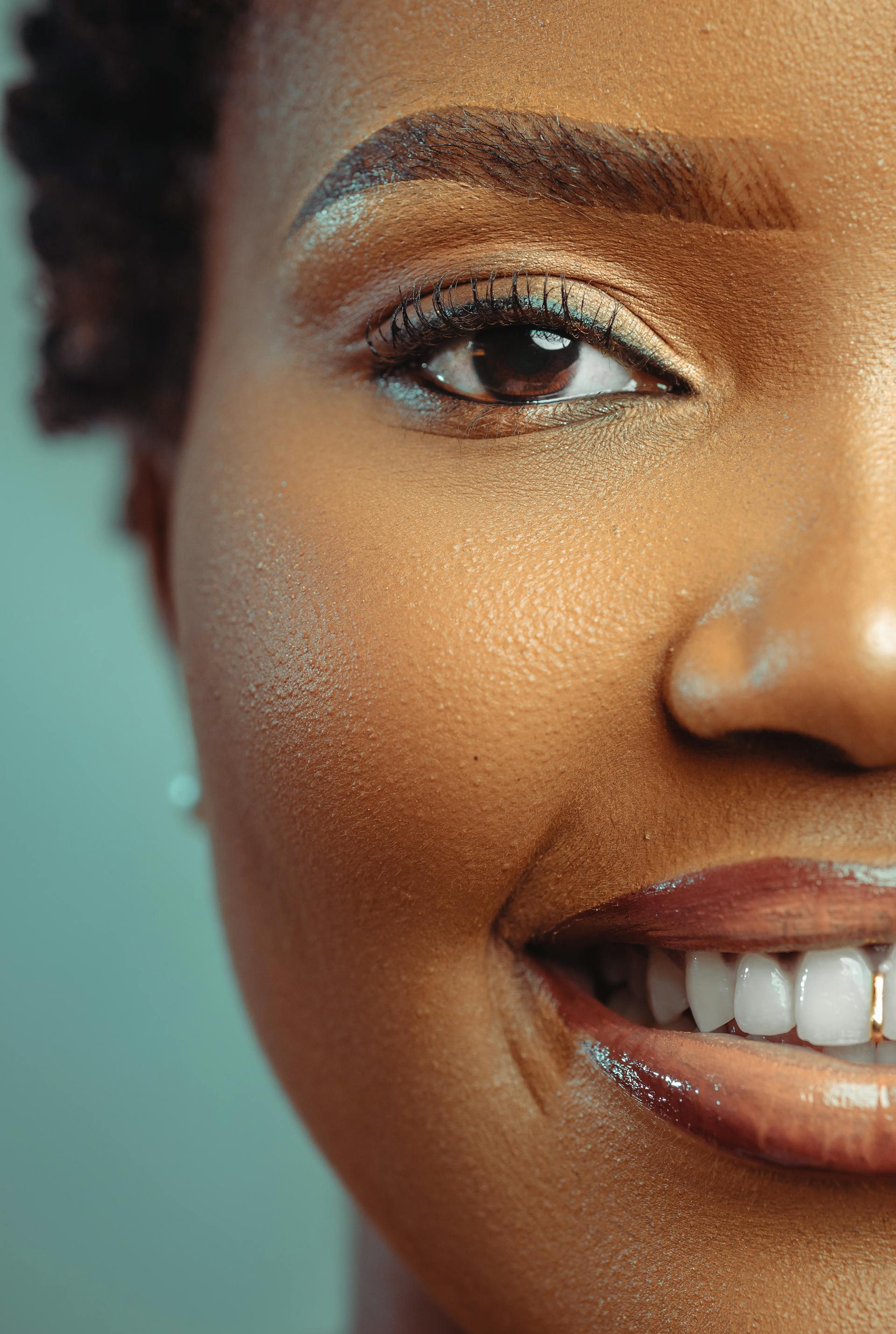 Eine lächelnde Frau | Quelle: Pexels