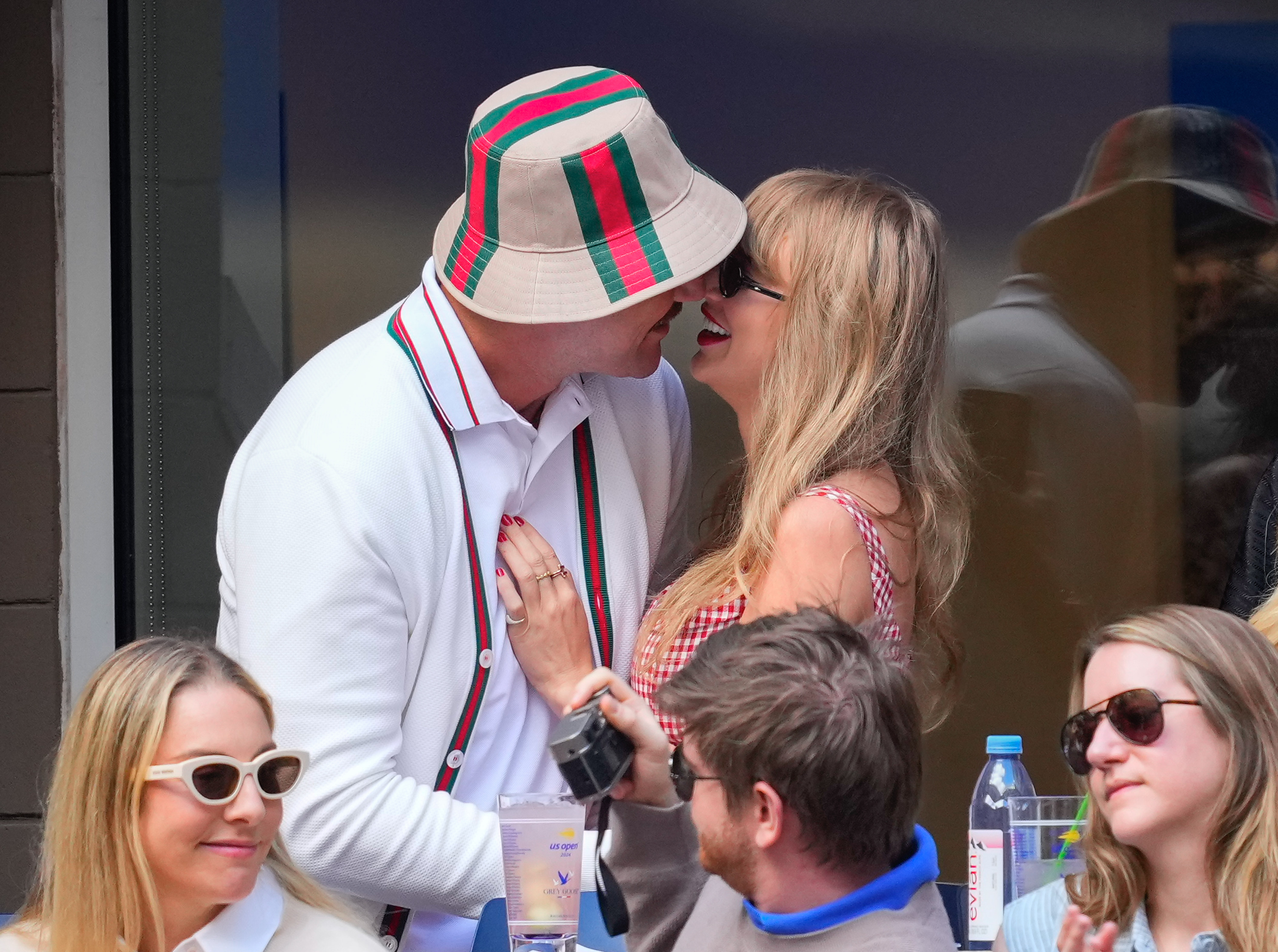 Travis Kelce und Taylor Swift. | Quelle: Getty Images