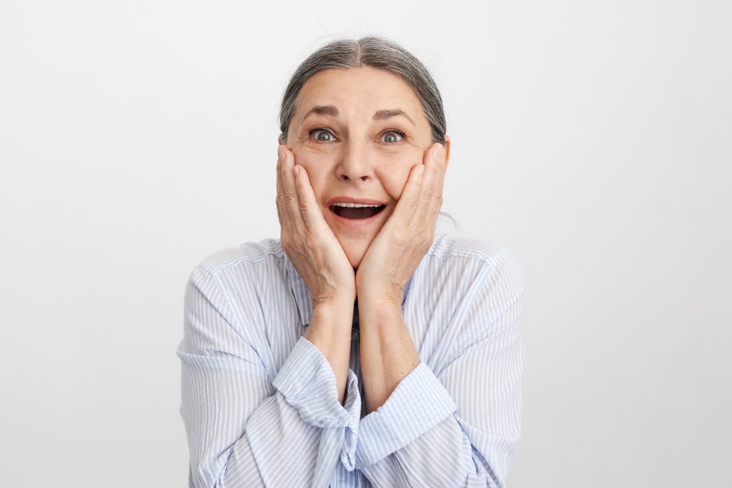 Eine überraschte Frau | Quelle: Freepik