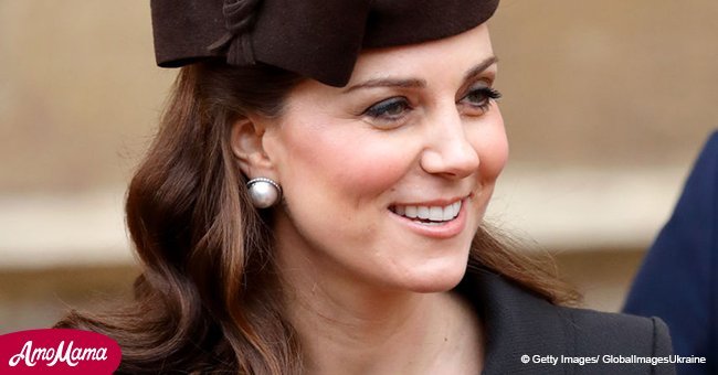 Herzogin Kate verblüffte alle mit ihrem eleganten Outfit, als sie auf der Feiertagsmesse am Ostersonntag erschien