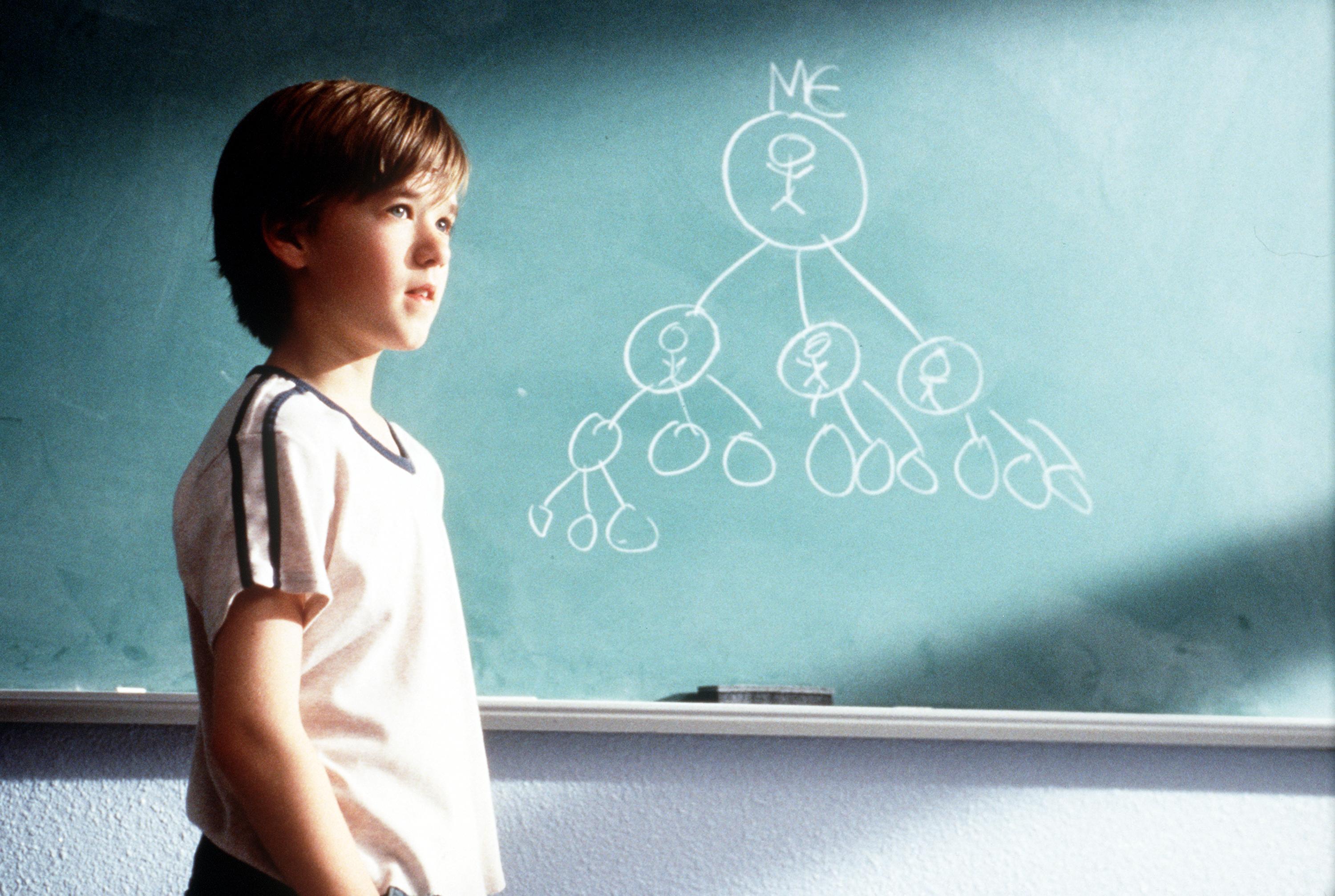 Haley Osment am Set von "Pay It Forward", 2000 | Quelle: Getty Images