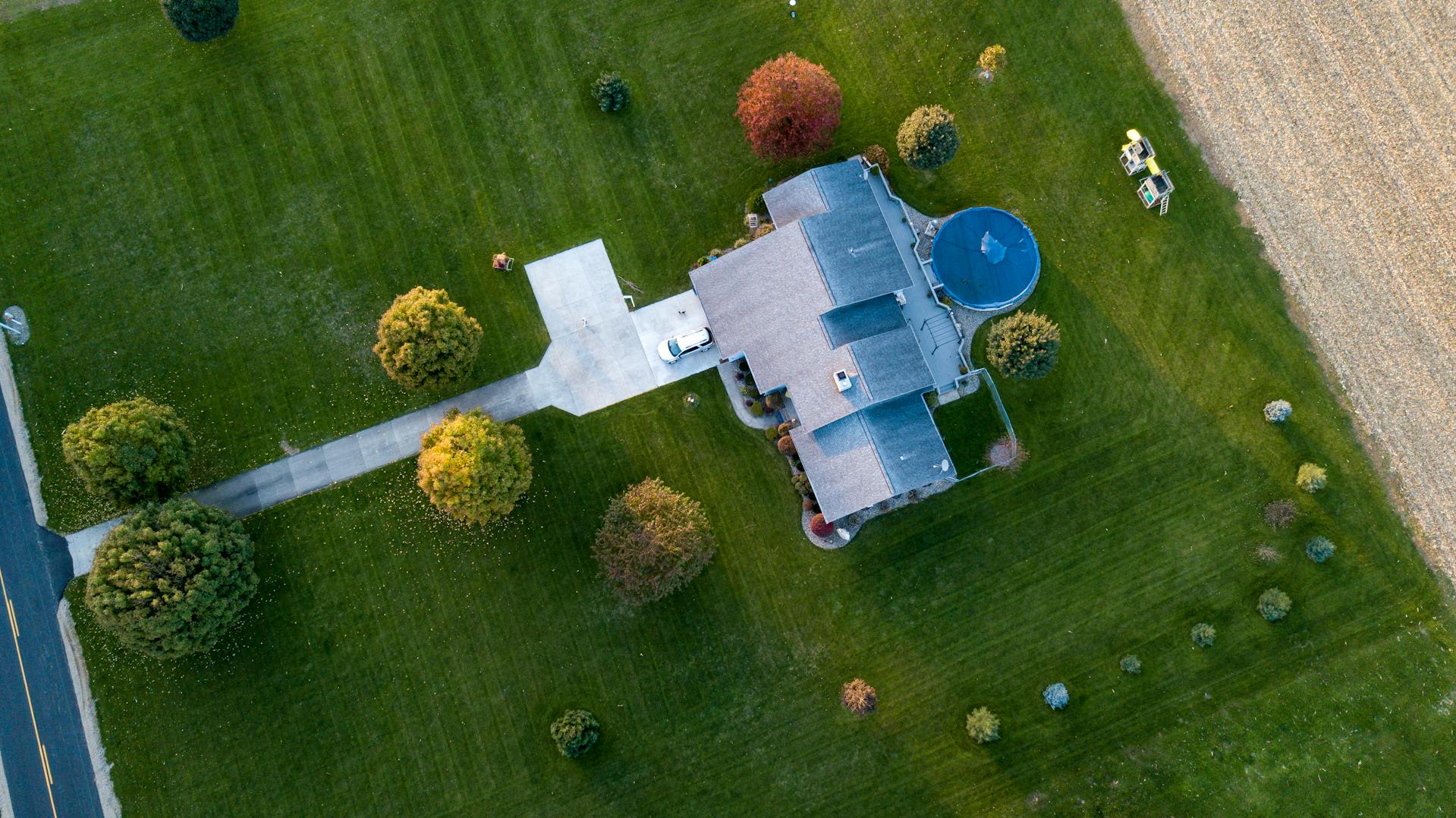 Widok domu z lotu ptaka | Źródło: Pexels