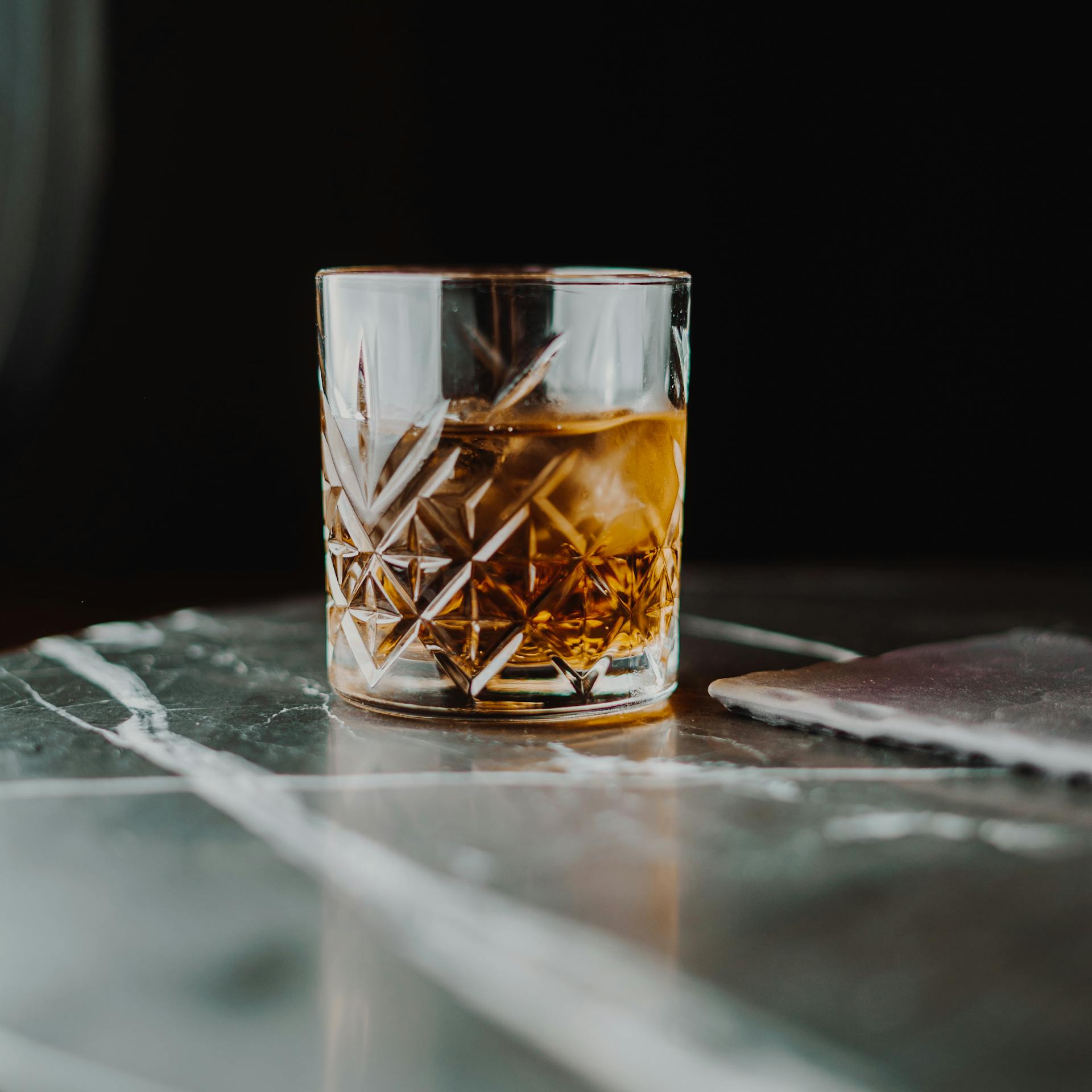 Ein Glas Whiskey | Quelle: Pexels