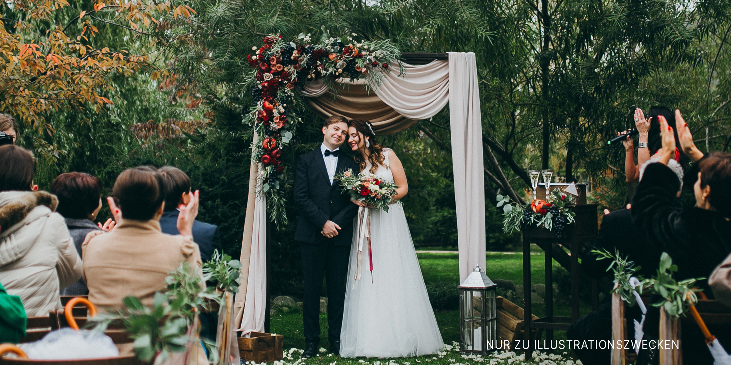 Eine Braut und ein Bräutigam | Quelle: Shutterstock