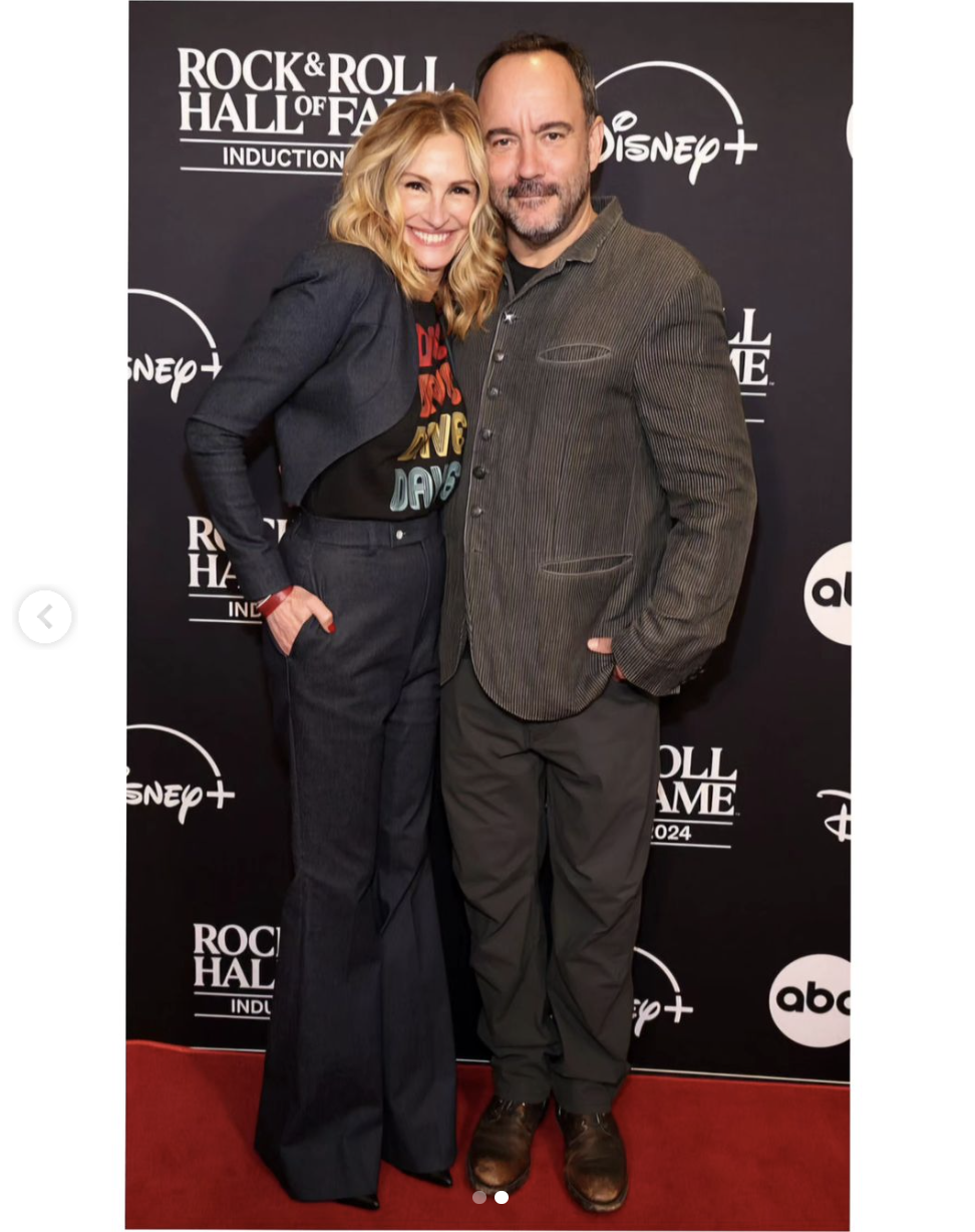 Julia Roberts und Dave Matthews bei der 2024 Rock &amp; Roll Hall of Fame Induction Ceremony, gepostet am 20. Oktober 2024 | Quelle: Instagram.com/wolkmorais