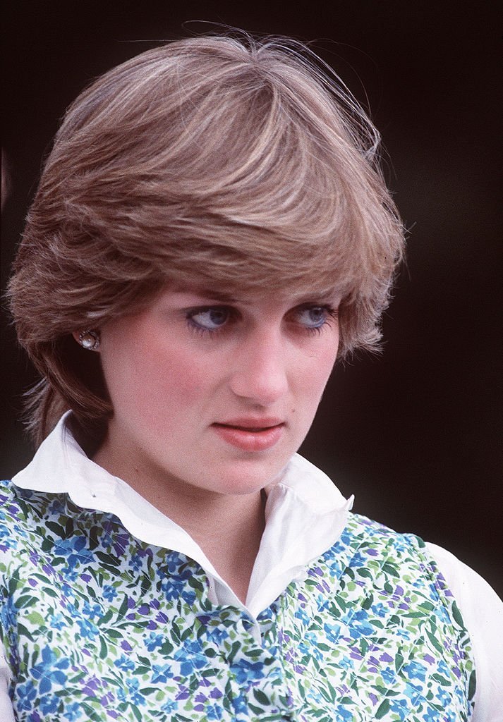Diana, Prinzessin von Wales, bei einem Polospiel vor ihrer Hochzeit 1981 | Quelle: Getty Images