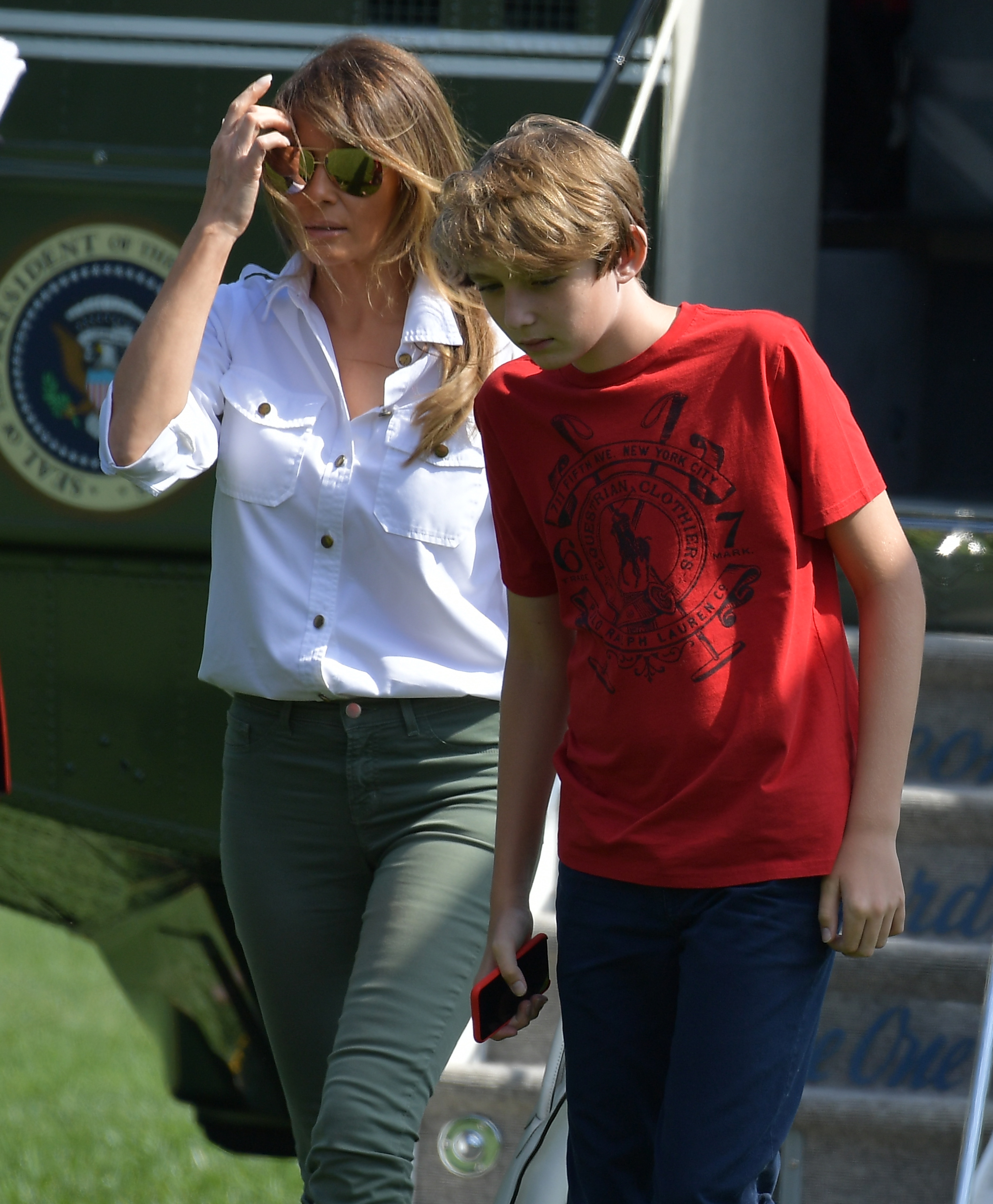 Melania und Barron Trump, gesehen am 18. Juni 2017 in Washington, D.C. | Quelle: Getty Images