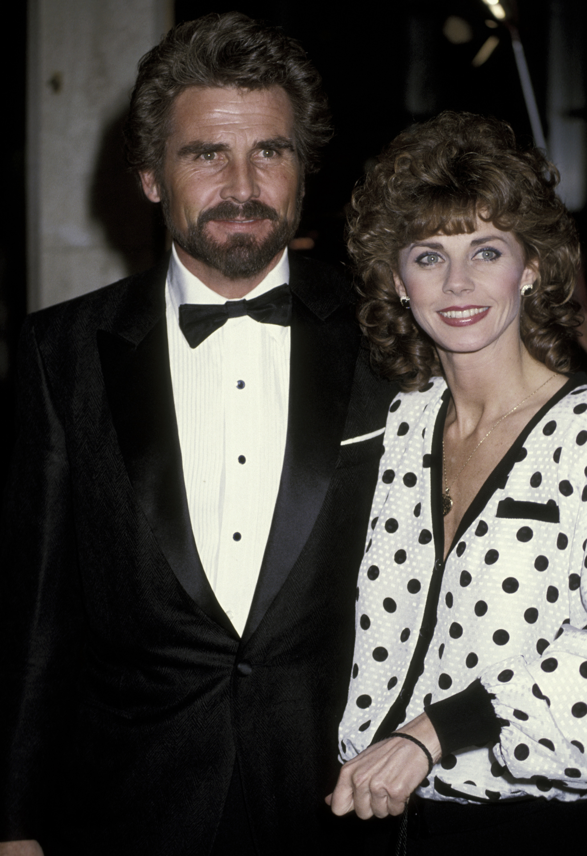 James Brolin und Jan Smithers während der 43. jährlichen Golden Globe Awards am 24. Januar 1986 in Beverly Hills, Kalifornien. | Quelle: Getty Images