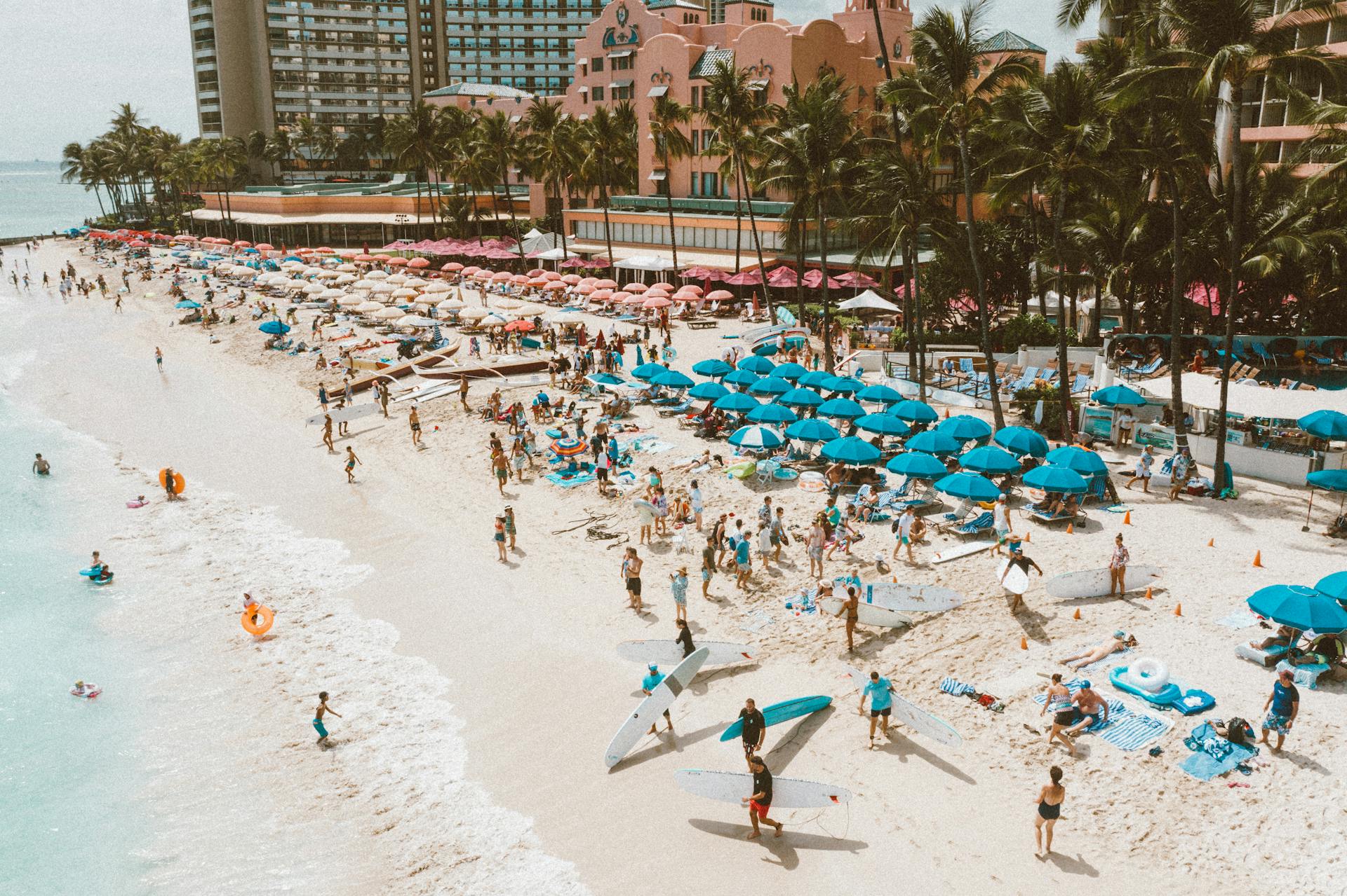 Eine Luftaufnahme von einem Strand | Quelle: Pexels