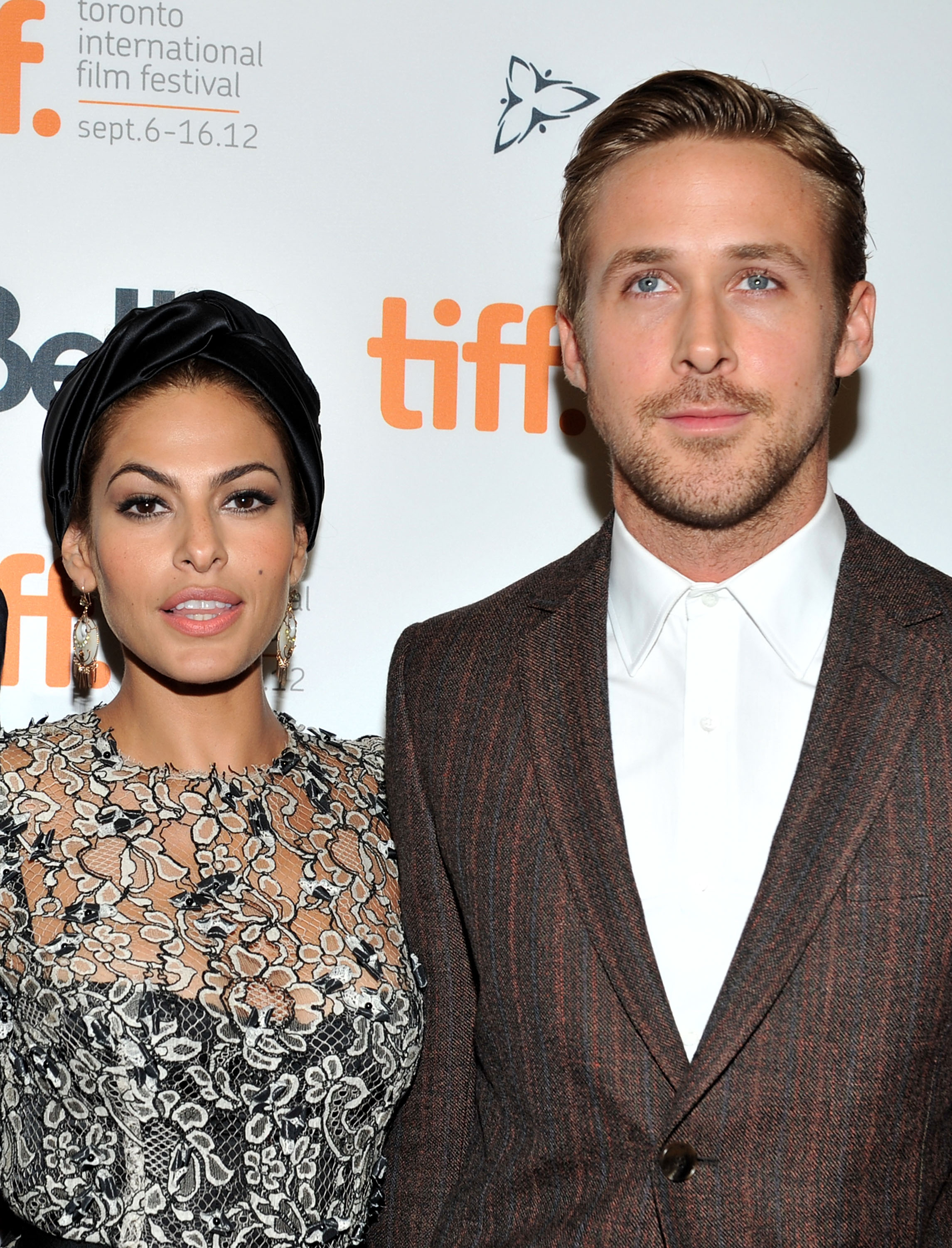 Eva Mendes und Ryan Gosling bei der Premiere von "The Place Beyond The Pines" in Toronto im Jahr 2012 | Quelle: Getty Images