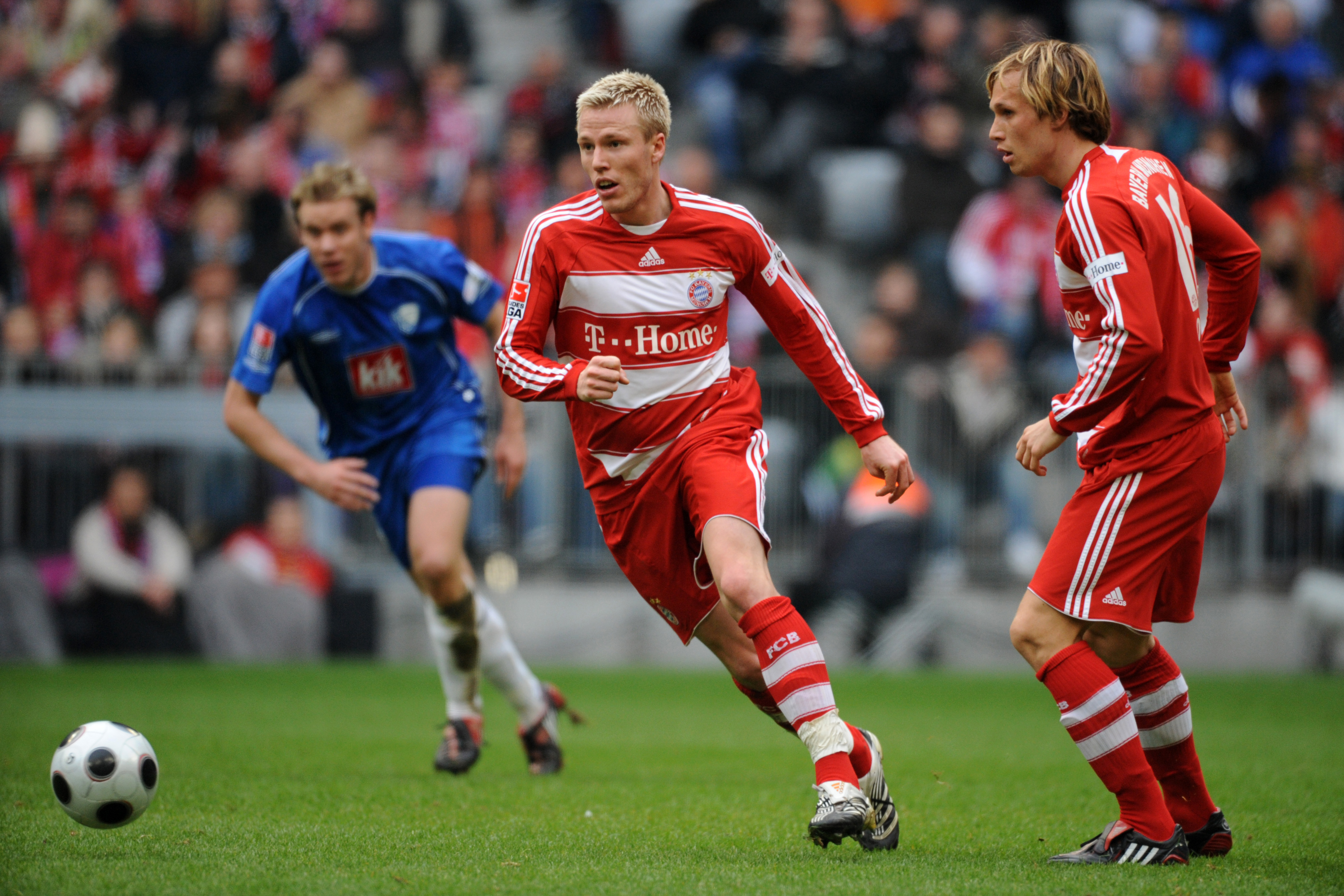 Christian Lell auf dem Spielfeld für den FC Bayern im Jahr 2008 | Quelle: Getty Images