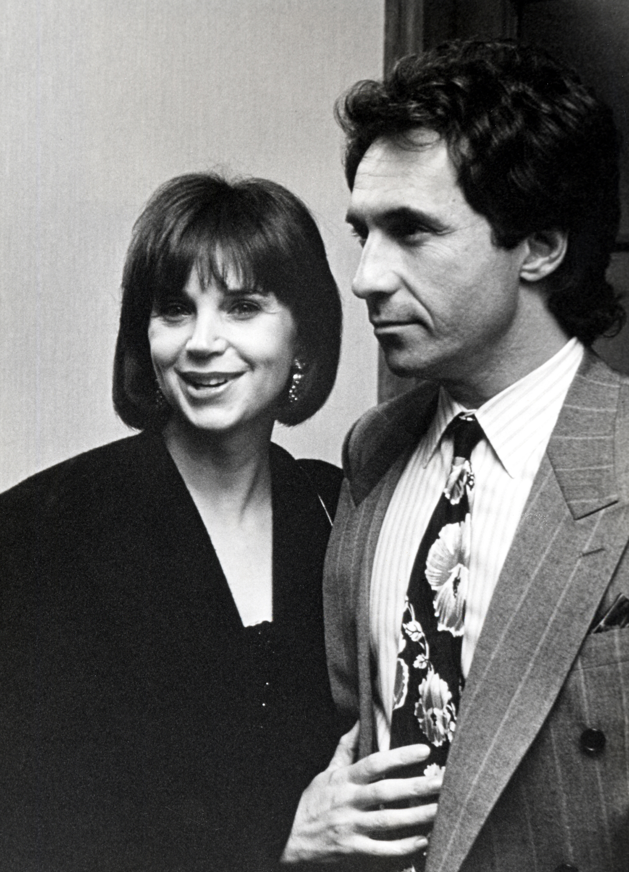 Cindy Williams und ihr Mann während des jährlichen Mittagessens der Los Angeles Film Teachers Association in Los Angeles, Kalifornien, am 13. März 1989 | Quelle: Getty Images