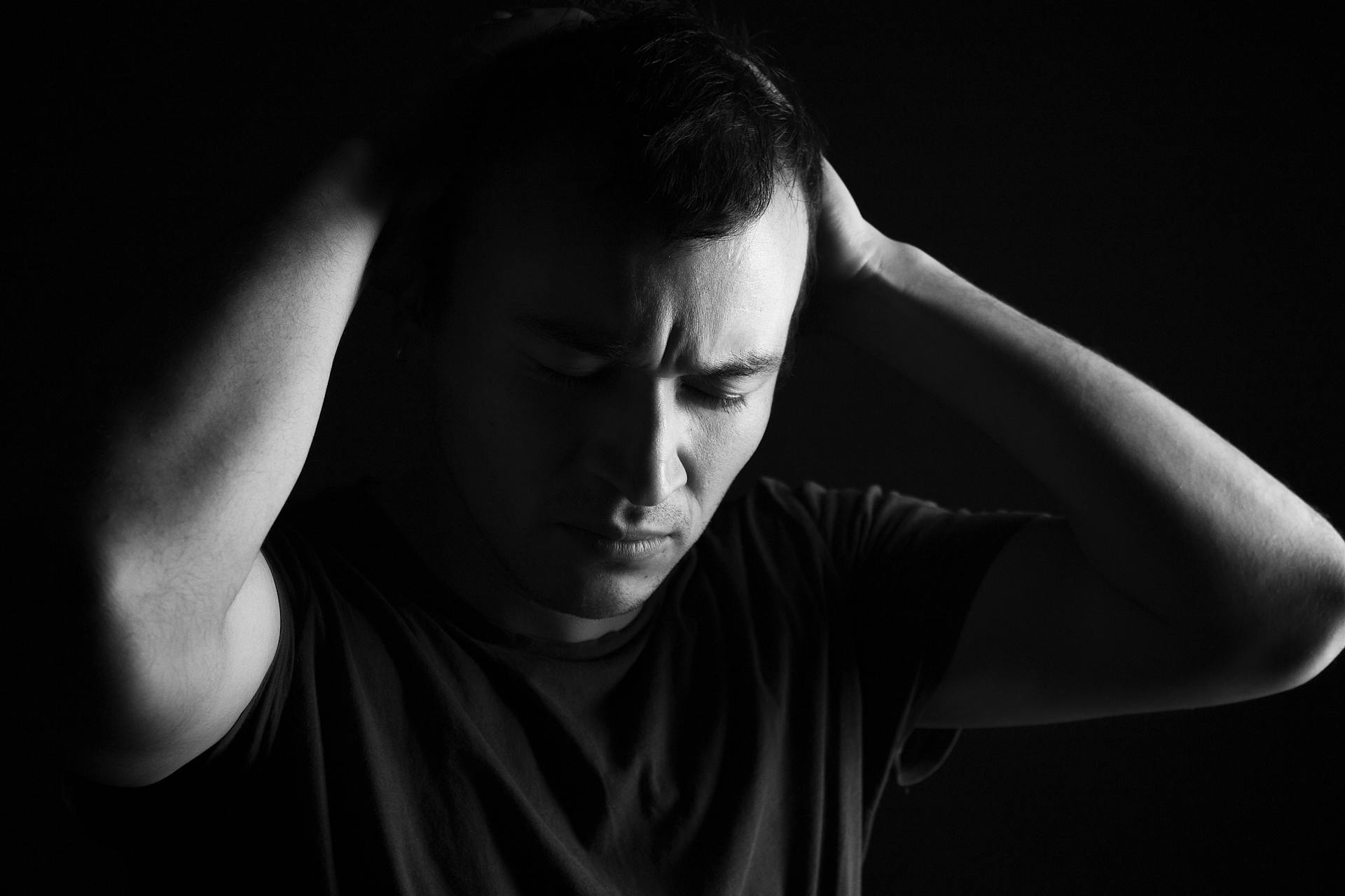 Ein verzweifelter Mann | Quelle: Pexels