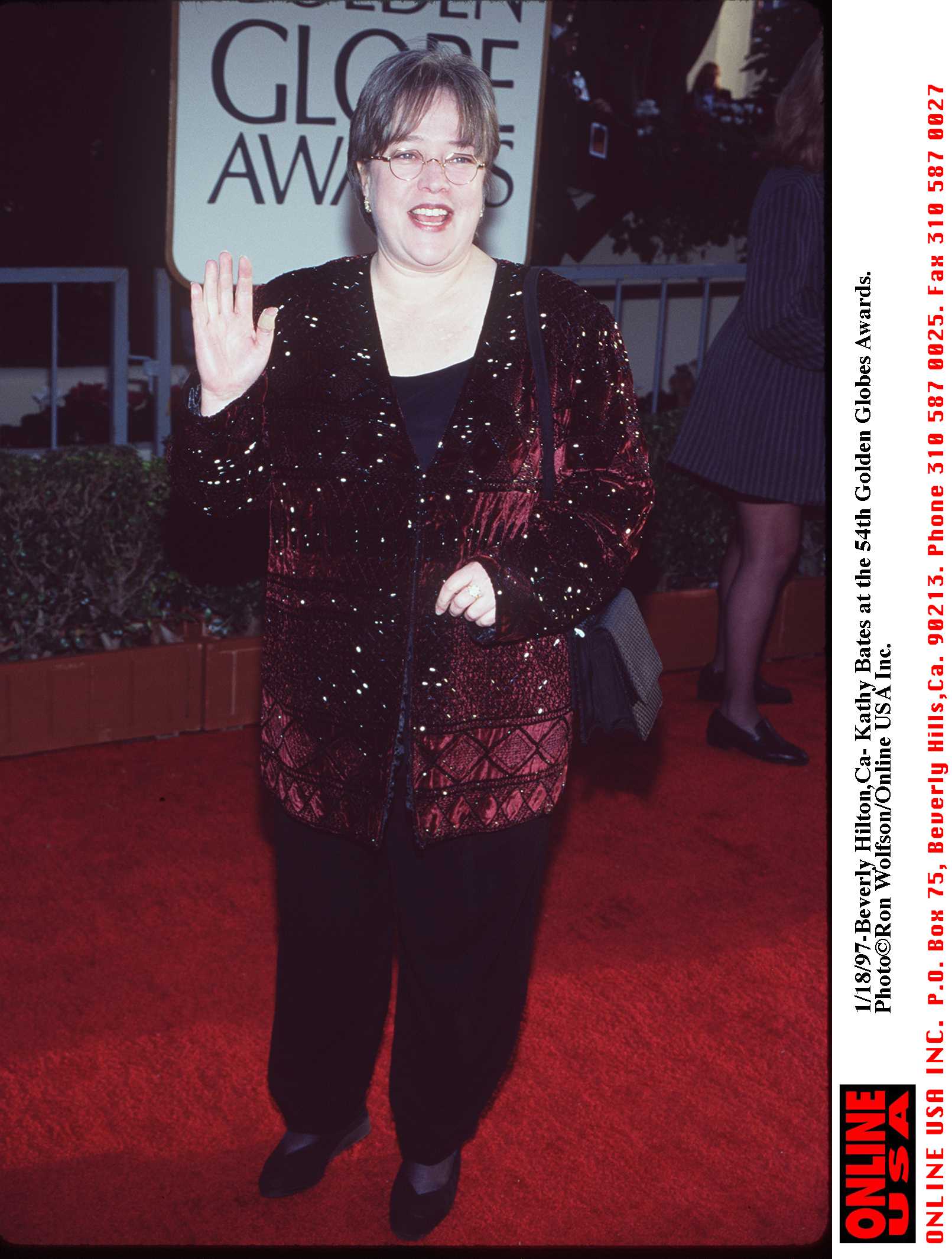 Kathy Bates bei den 54. Golden Globe Awards im Beverly Hilton, am 19. Januar 1997 | Quelle: Getty Images