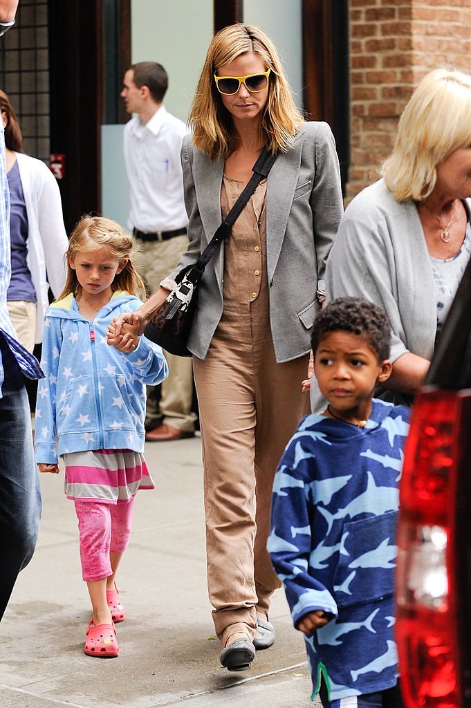 Heidi Klum, Leni Samuel, Johan Samuel, Erna Klum, New York, USA, 2011 | Quelle: Getty images