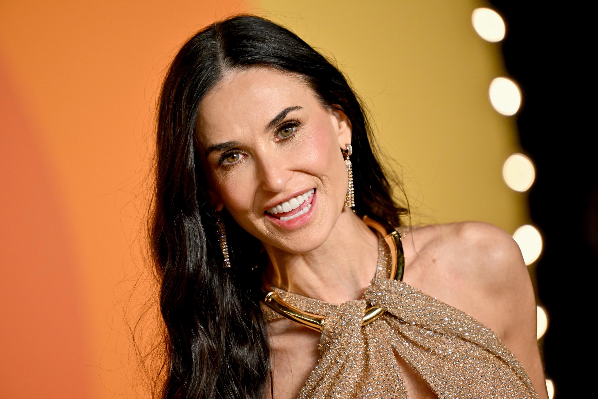 Demi Moore auf der Vanity Fair Oscar Party am 2. März 2025 in Beverly Hills, Kalifornien. | Quelle: Getty Images