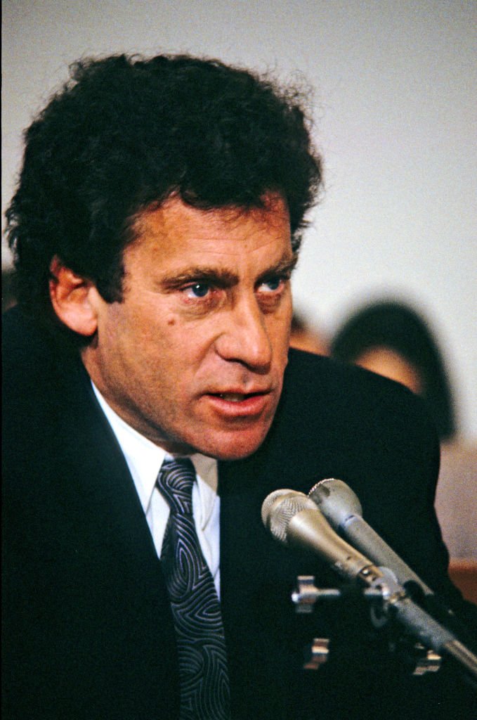 Der amerikanische Schauspieler, Regisseur und AIDS-Aktivist Paul Michael Glaser, Washington DC, 13. März 1990 | Quelle: Getty Images