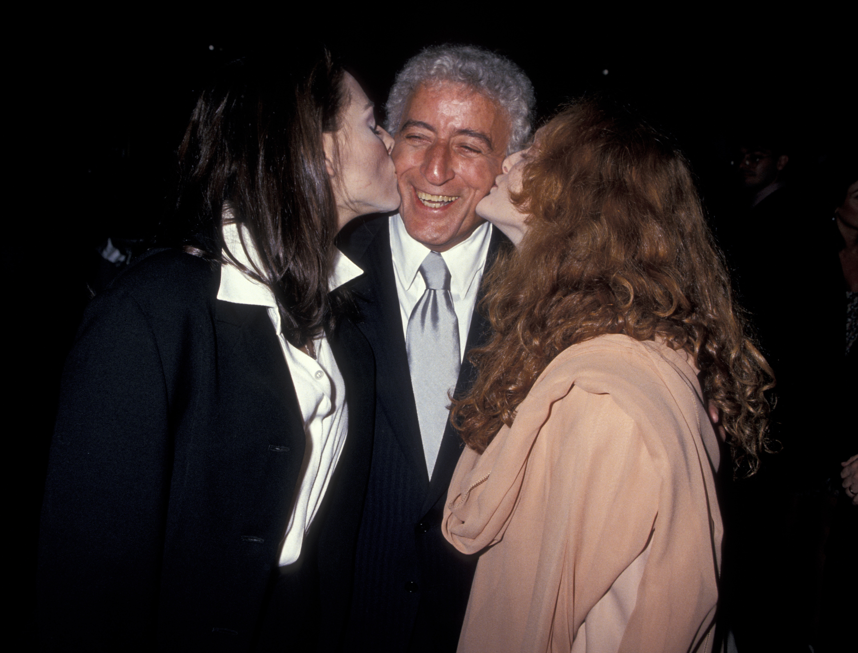 Joanna, Tony und Antonia Bennett, ca. 1993. | Quelle: Getty Images