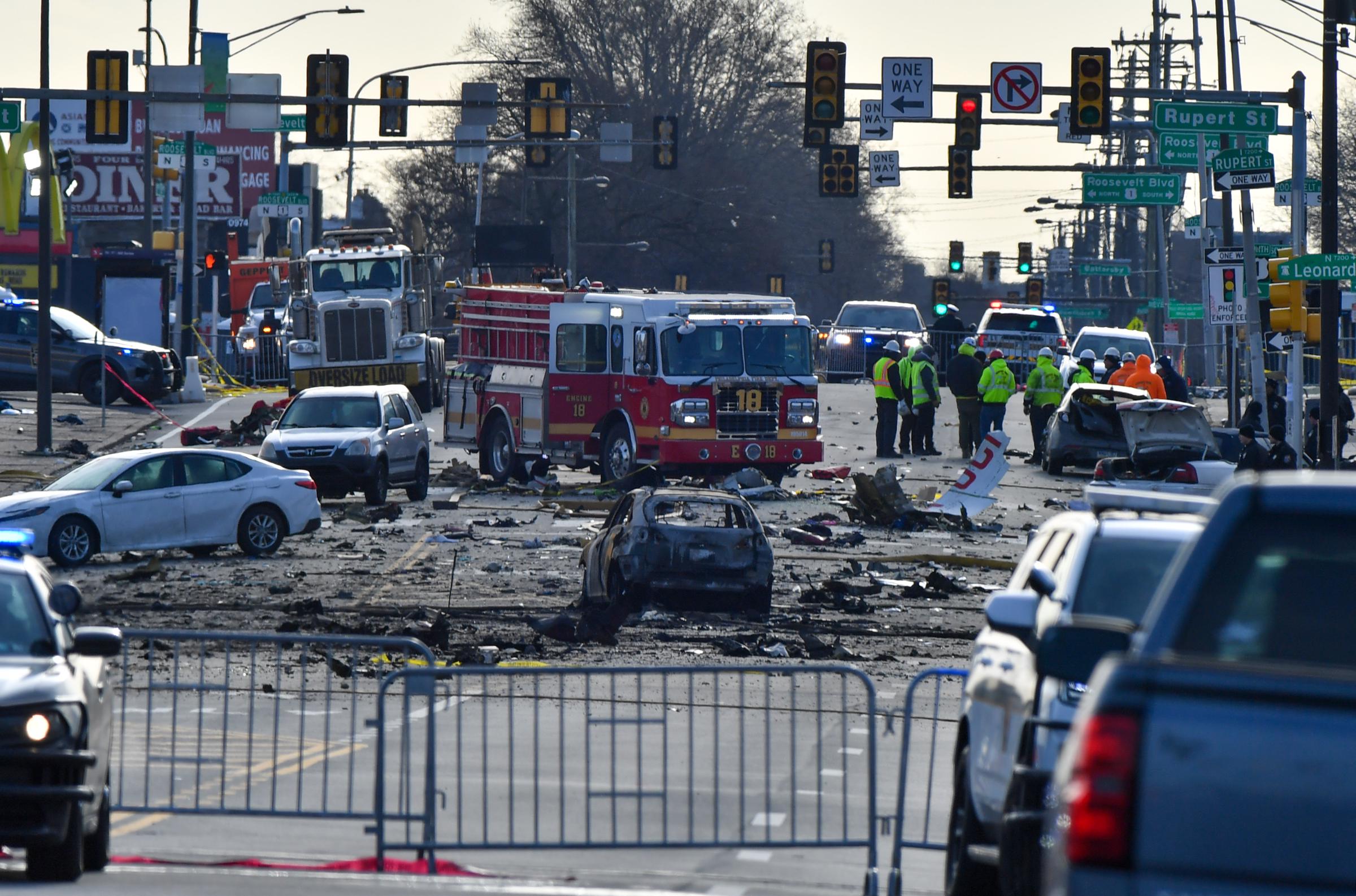 Die Untersuchung des Absturzes eines medizinischen Jets im Nordosten Philadelphias wird am 1. Februar 2025 fortgesetzt | Quelle: Getty Images