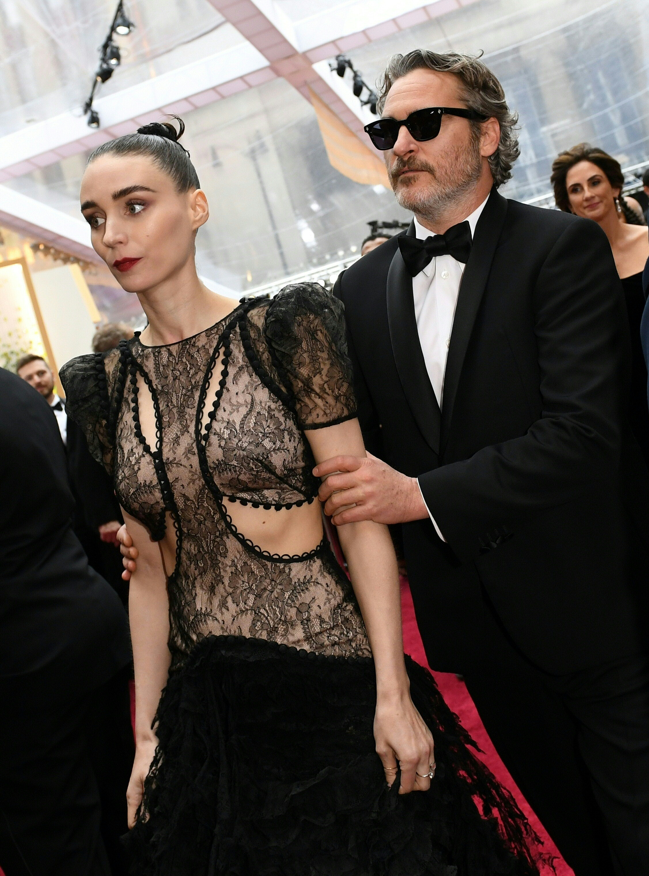 Rooney Mara und Joaquin Phoenix bei den 92. Oscars in Hollywood, Kalifornien am 9. Februar 2020 | Quelle: Getty Images