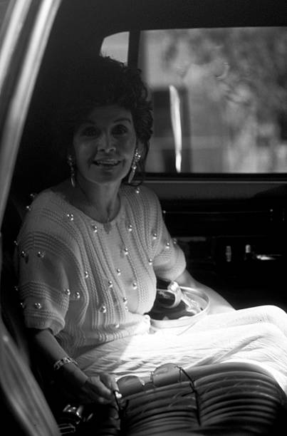 Annette Funicello wurde am 5. Mai 1994 im Regency Hotel in New York City gesichtet. | Quelle: Getty Images