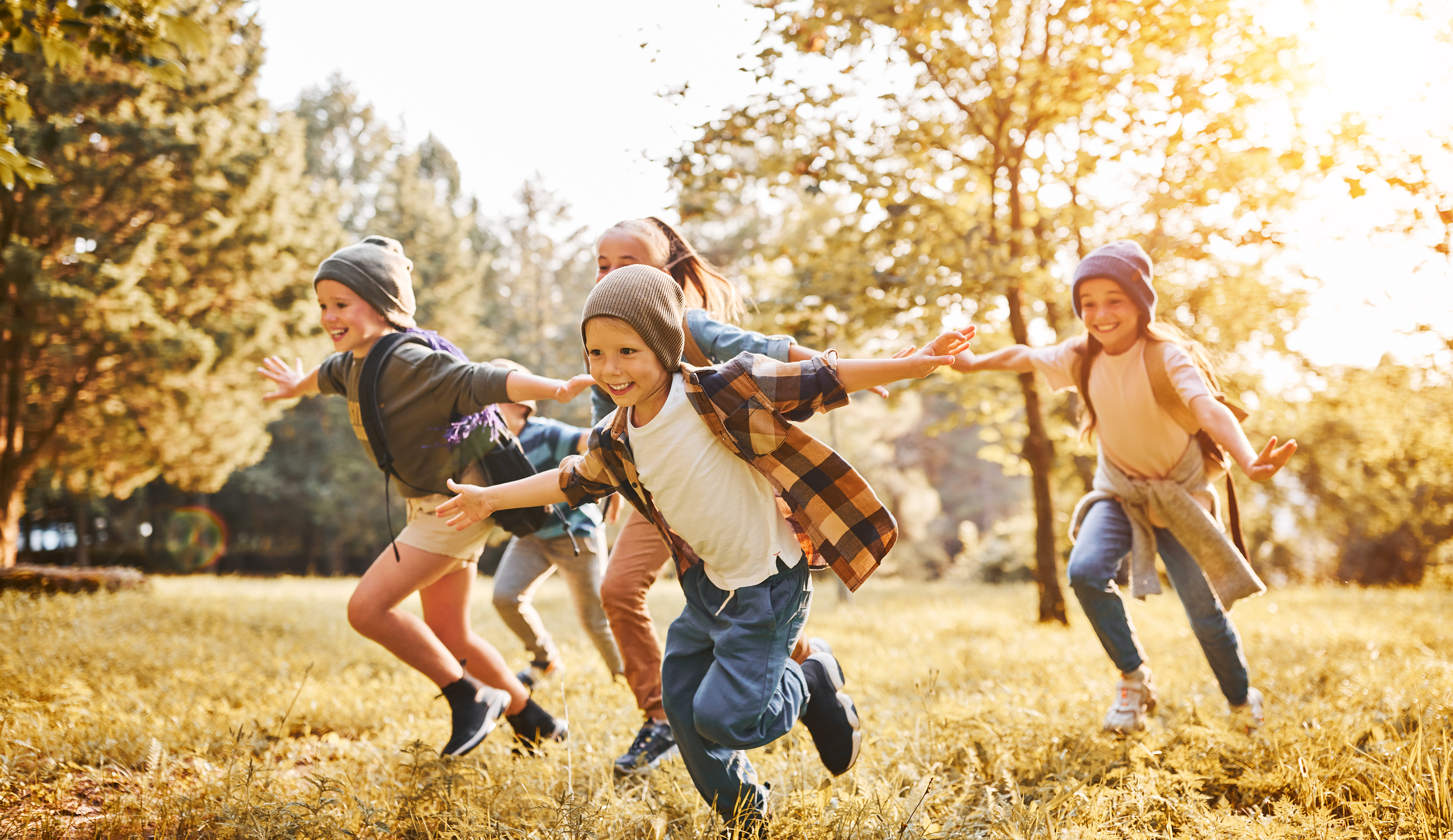 Spielende Kinder | Quelle: Shutterstock