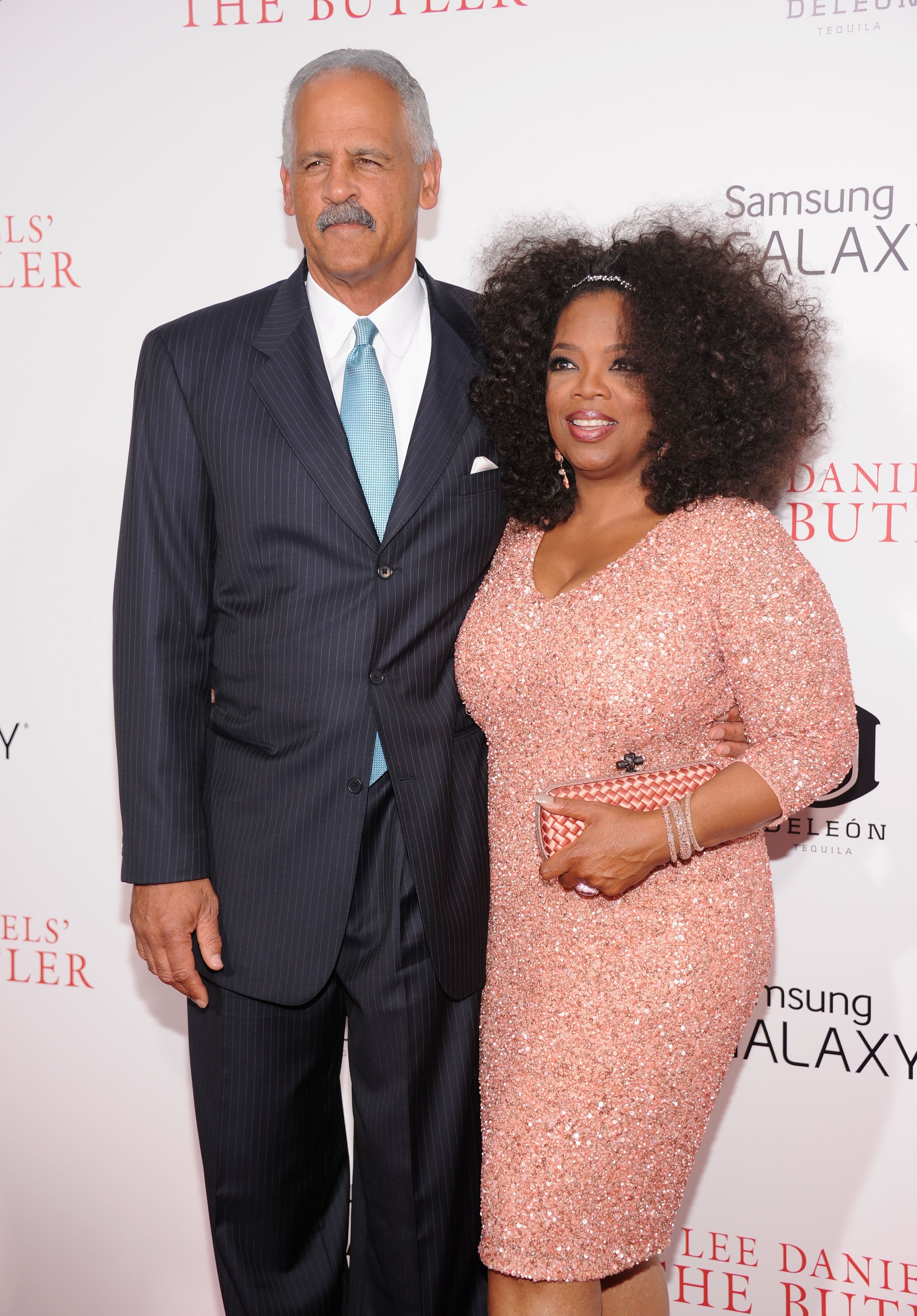 Oprah Winfrey und Stedman Graham besuchen die New Yorker Premiere von Lee Daniels' "The Butler". | Quelle: Getty Images