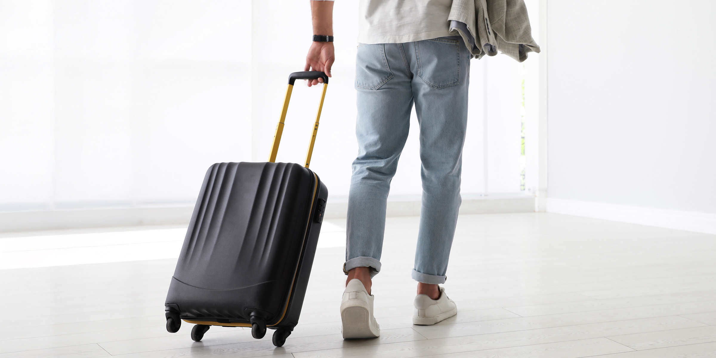 Ein Mann, der weggeht | Quelle: Shutterstock