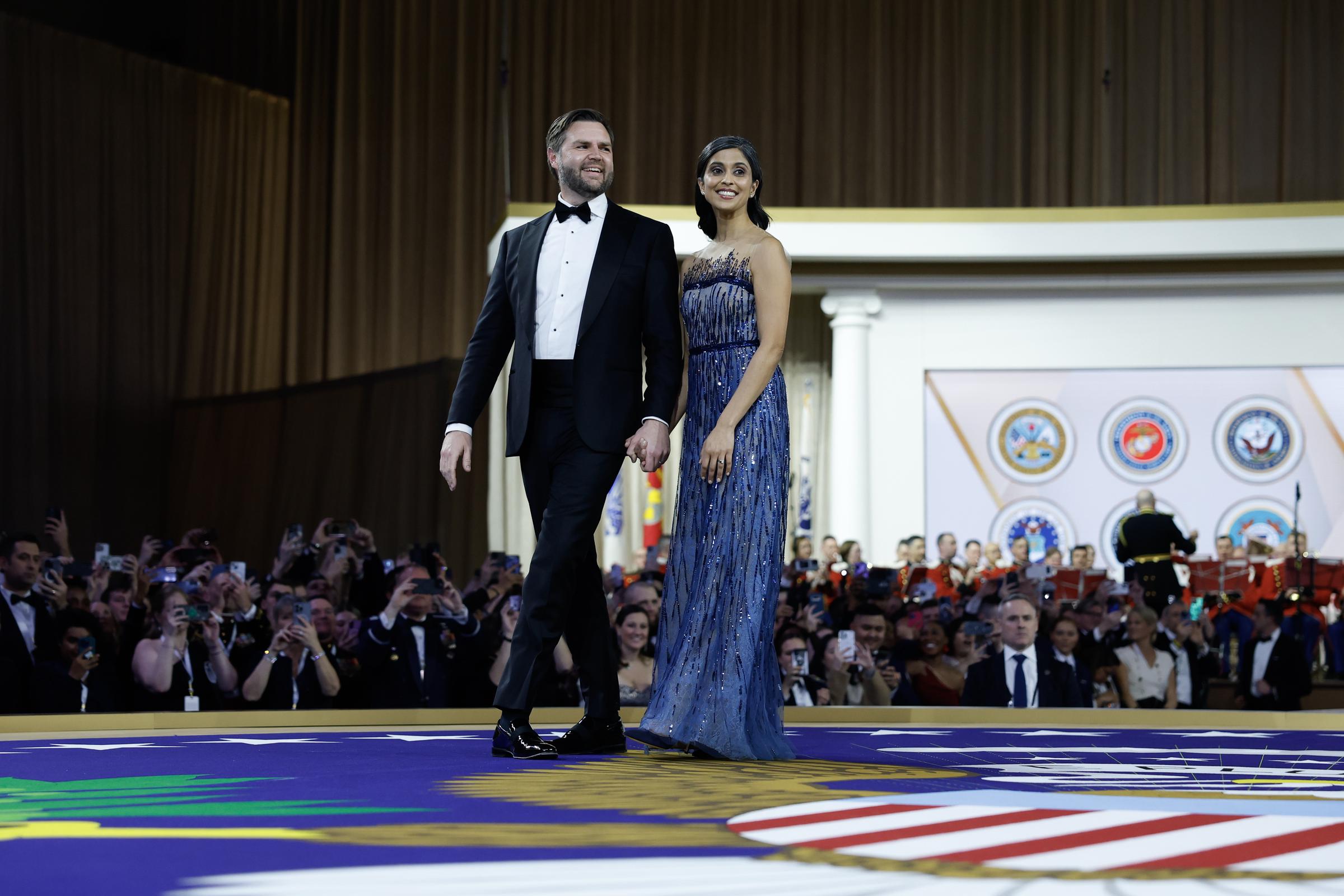 Vizepräsident J.D. Vance und seine Frau Usha auf dem Commander-in-Chief-Ball | Quelle: Getty Images