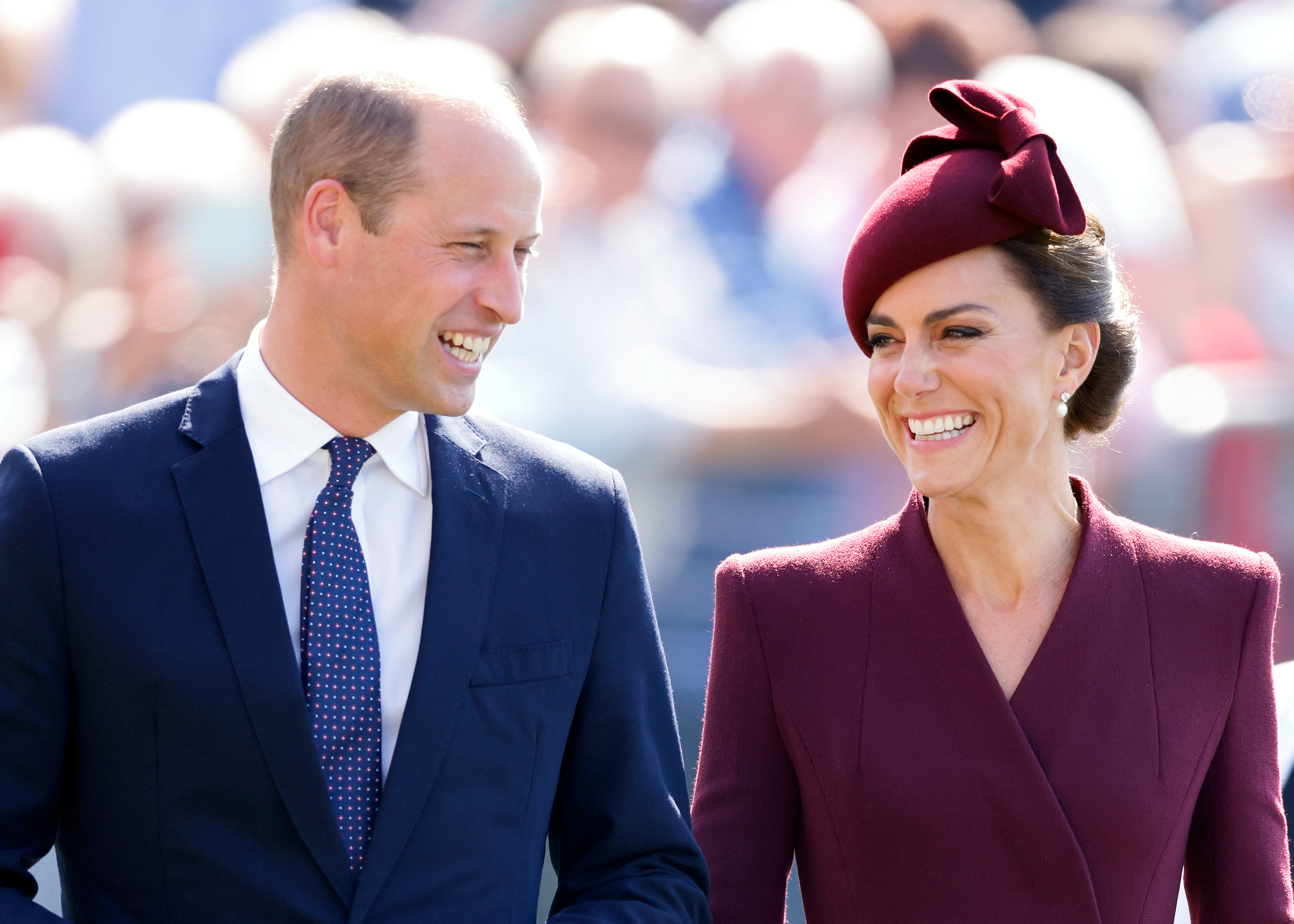 Prinz William, Prinz von Wales, und Catherine, Prinzessin von Wales, am 8. September 2023 in der St. Davids Cathedral in Wales. | Quelle: Getty Images